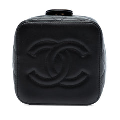 Chanel CC Quilted Calfskin Vanity Case with Chain