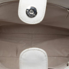 Chanel Caviar Petite Shopping Tote