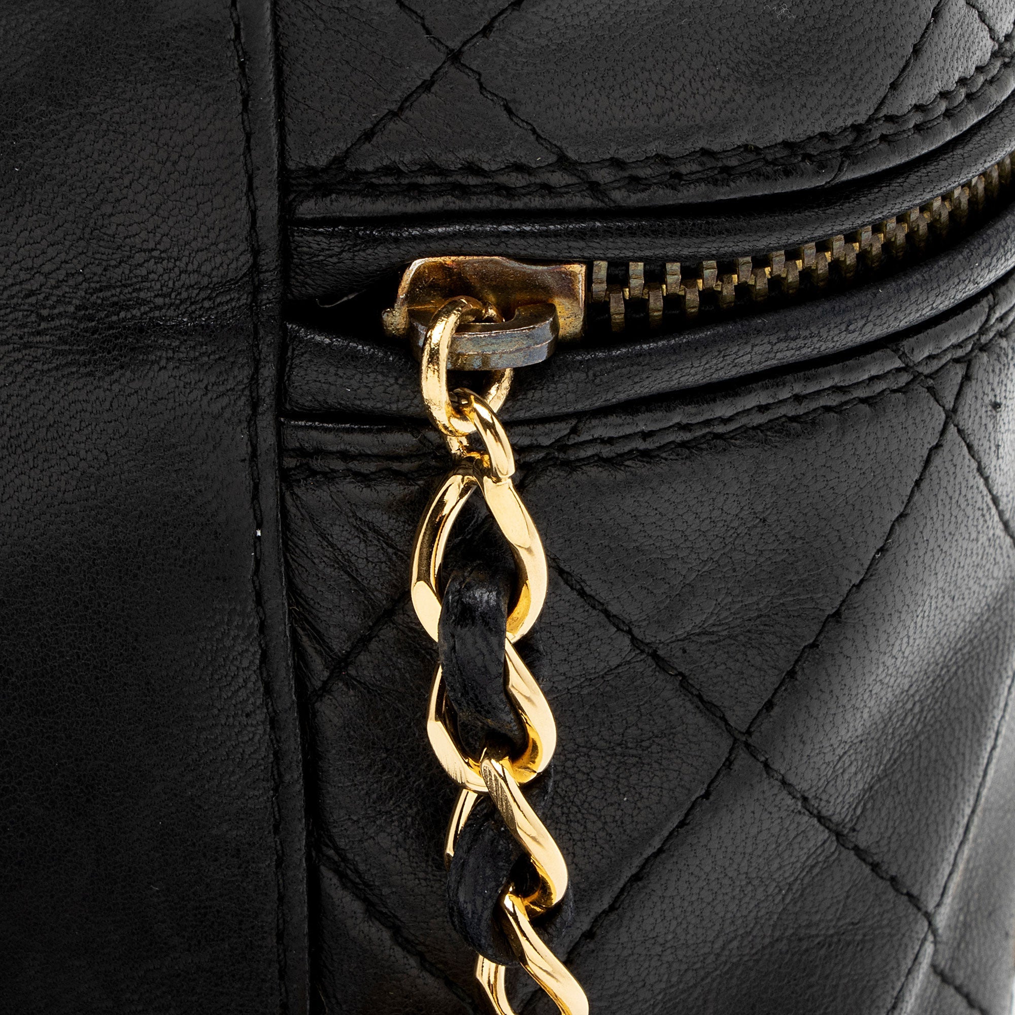 Chanel Vintage Lambskin Tassle Vanity Case with Chain