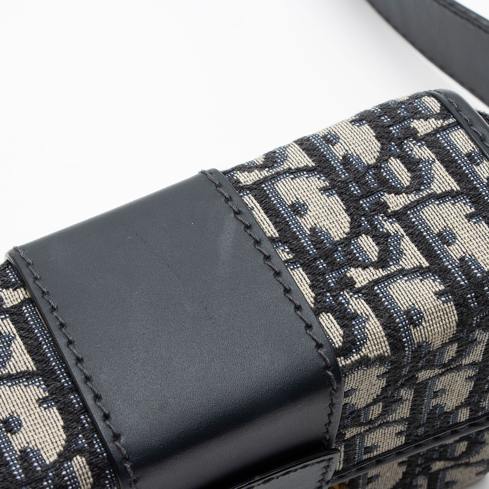 Dior Oblique 30 Montaigne Box Shoulder Bag