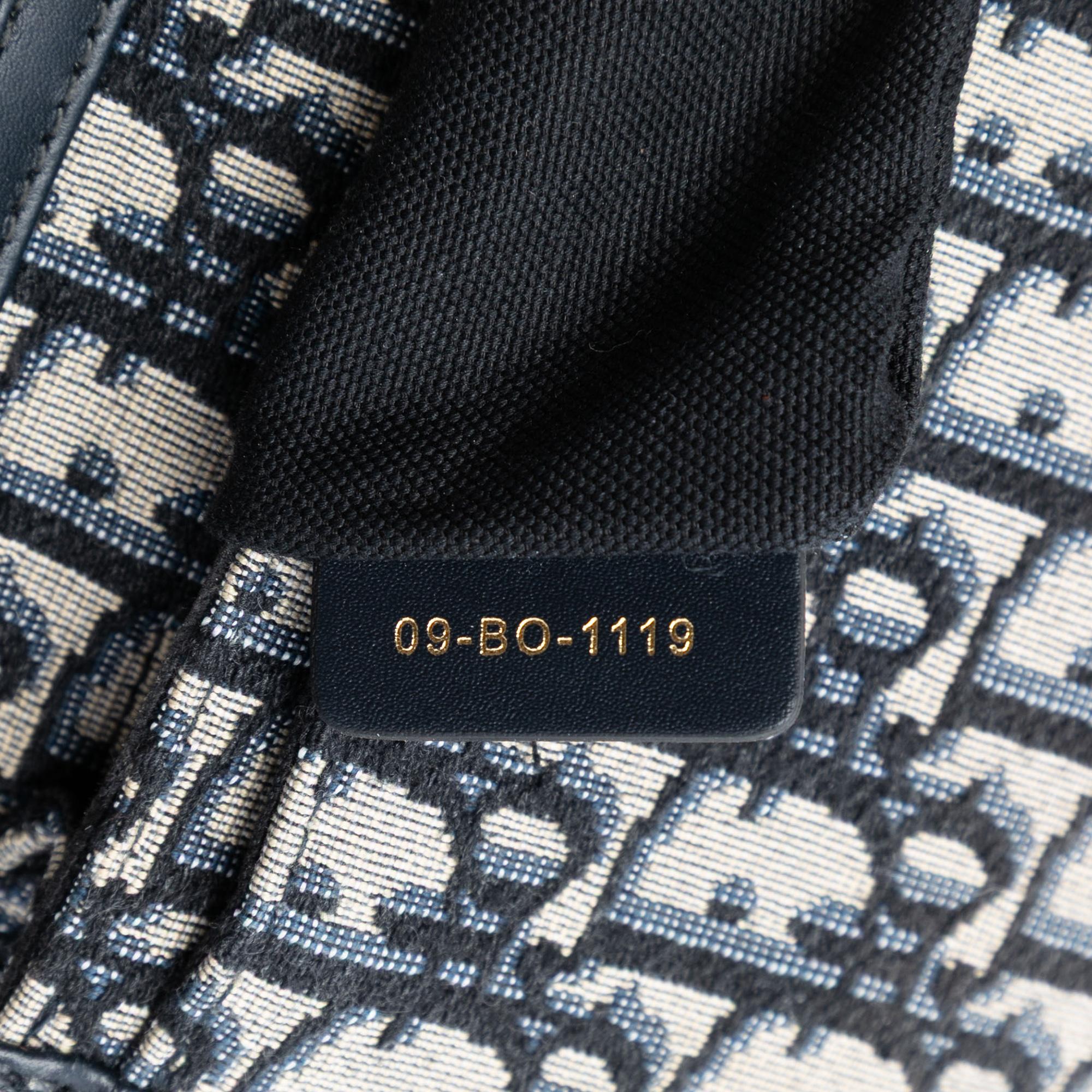 Dior Oblique Canvas 30 Montaigne Clutch With Chain