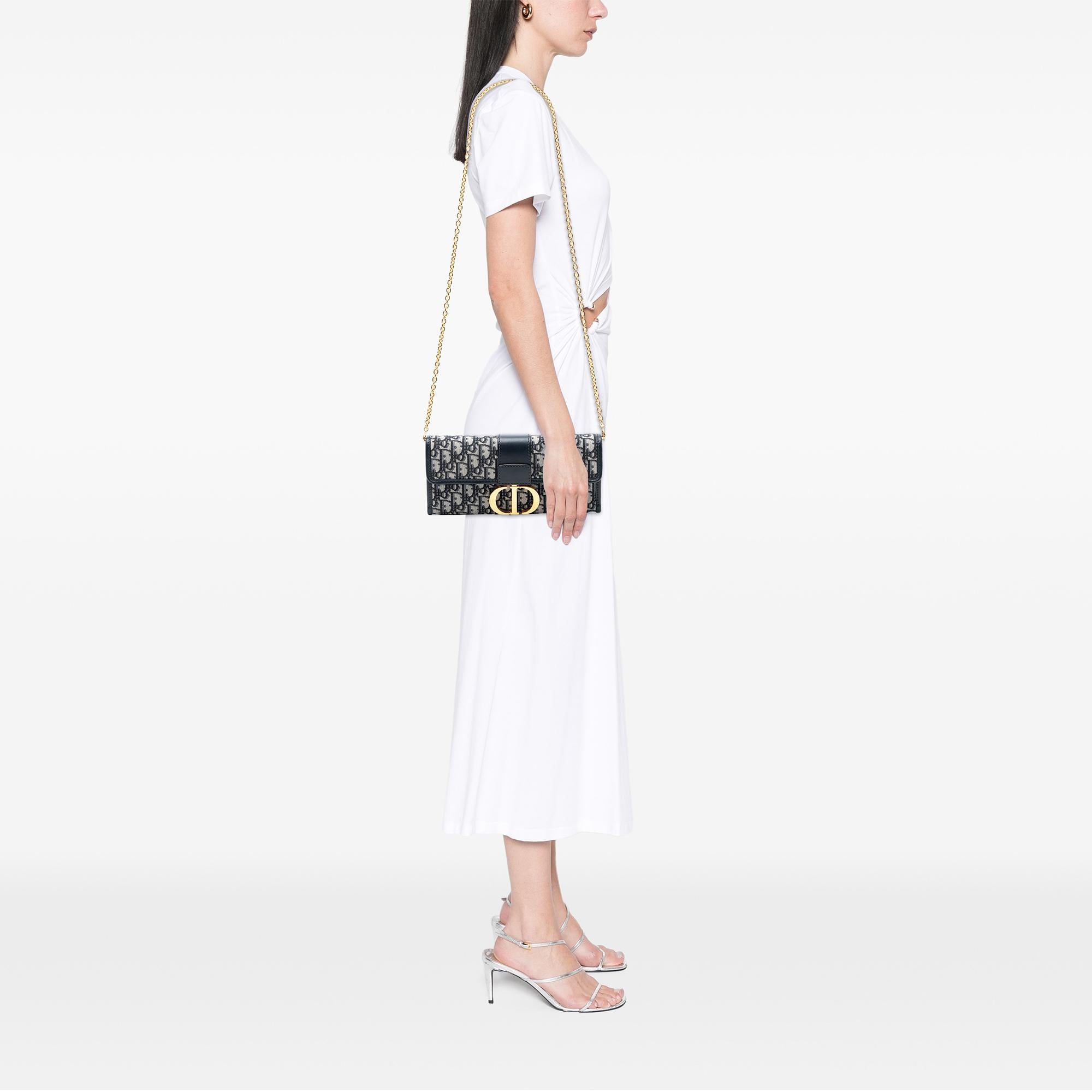 Dior Oblique Canvas 30 Montaigne Clutch With Chain