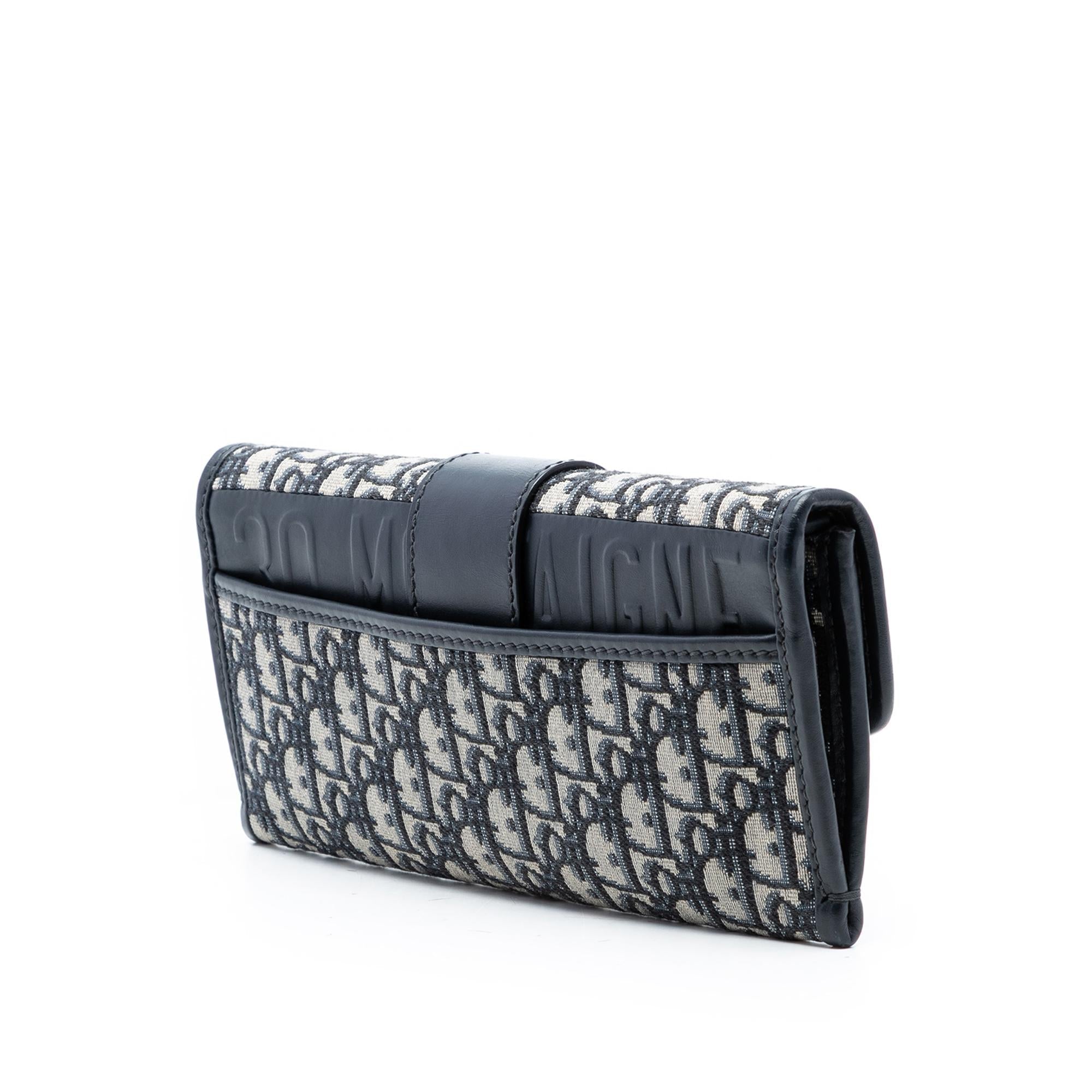 Dior Oblique Canvas 30 Montaigne Clutch With Chain