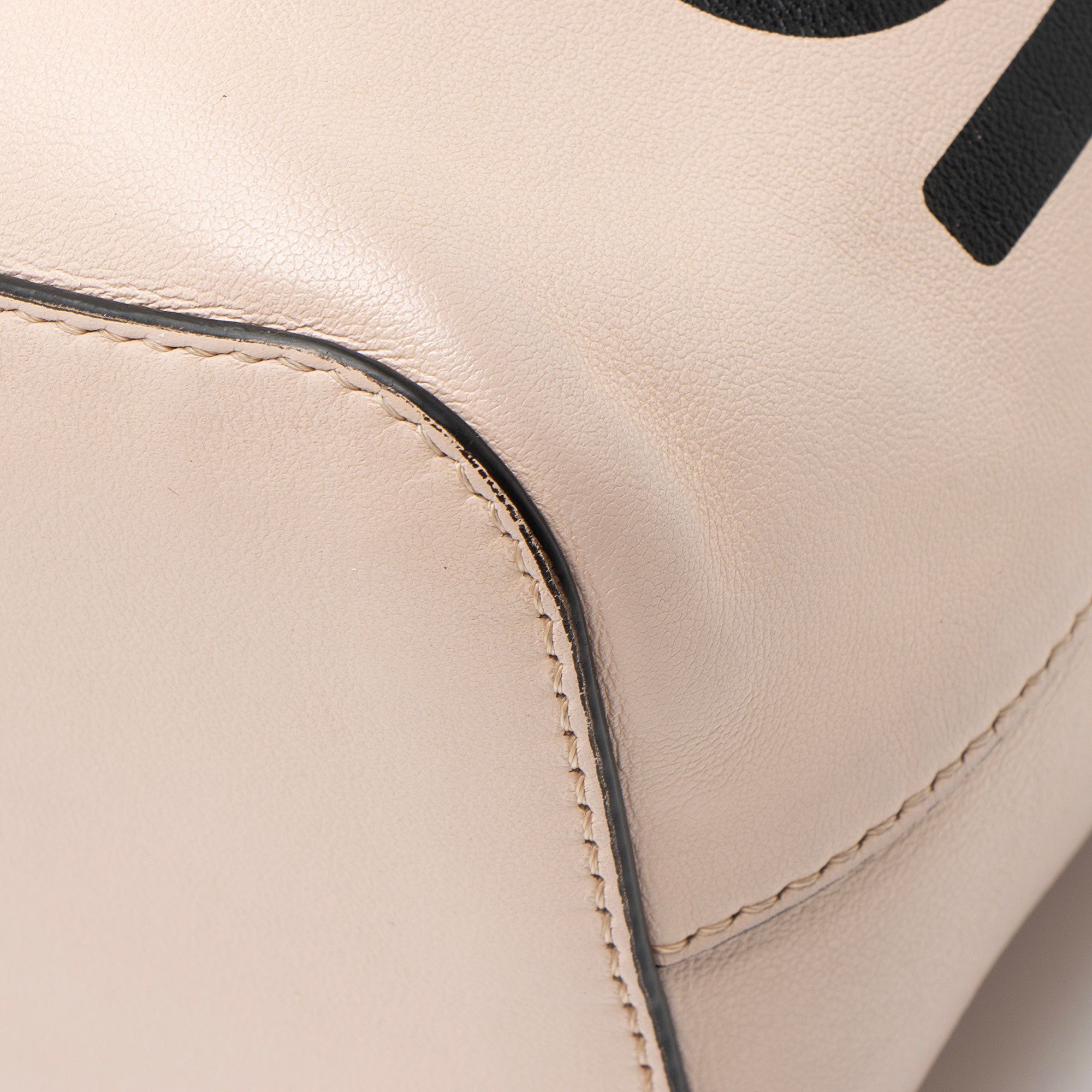 Fendi Leather Mon Tresor Small Bucket Bag