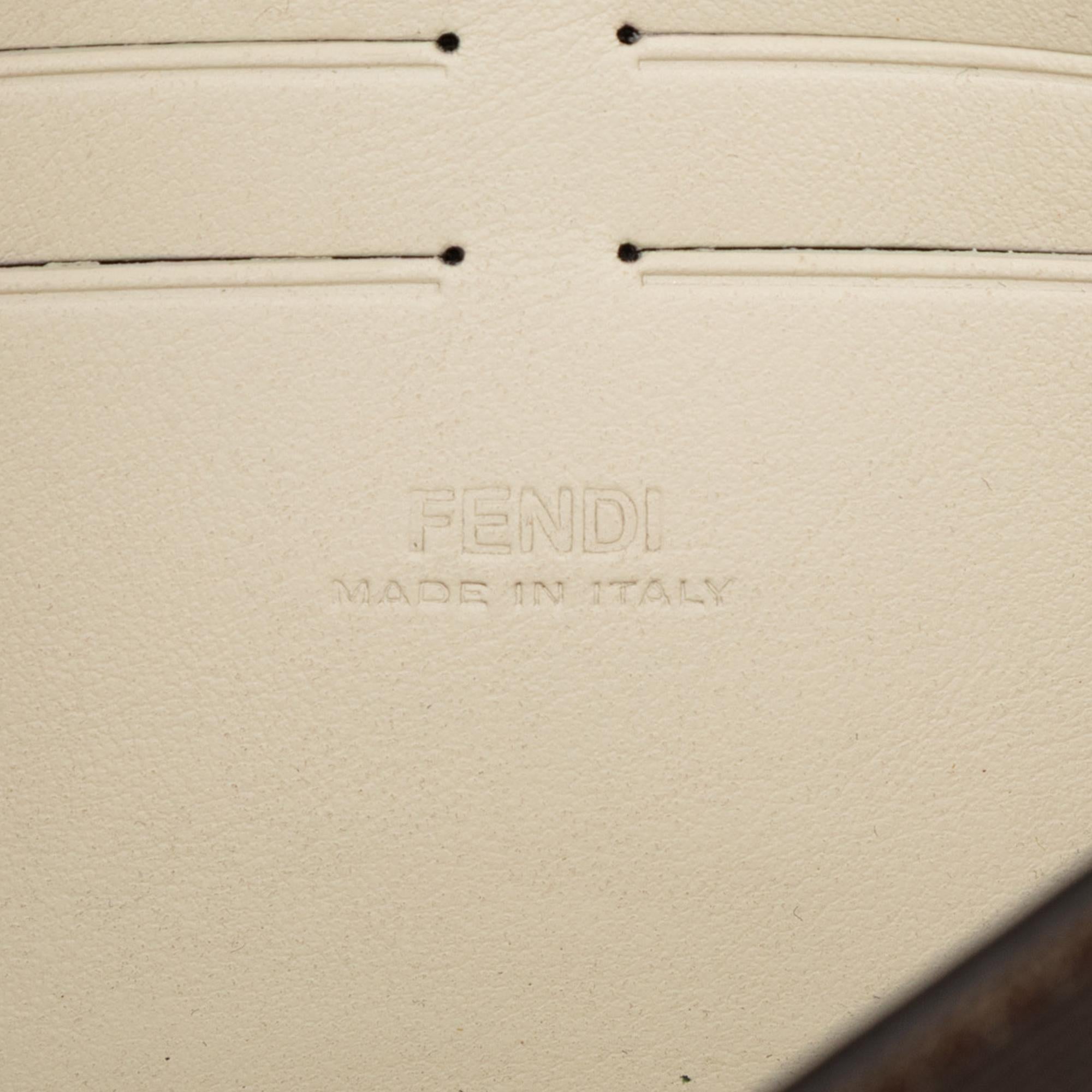 Fendi Leather Peekaboo Chain Clutch