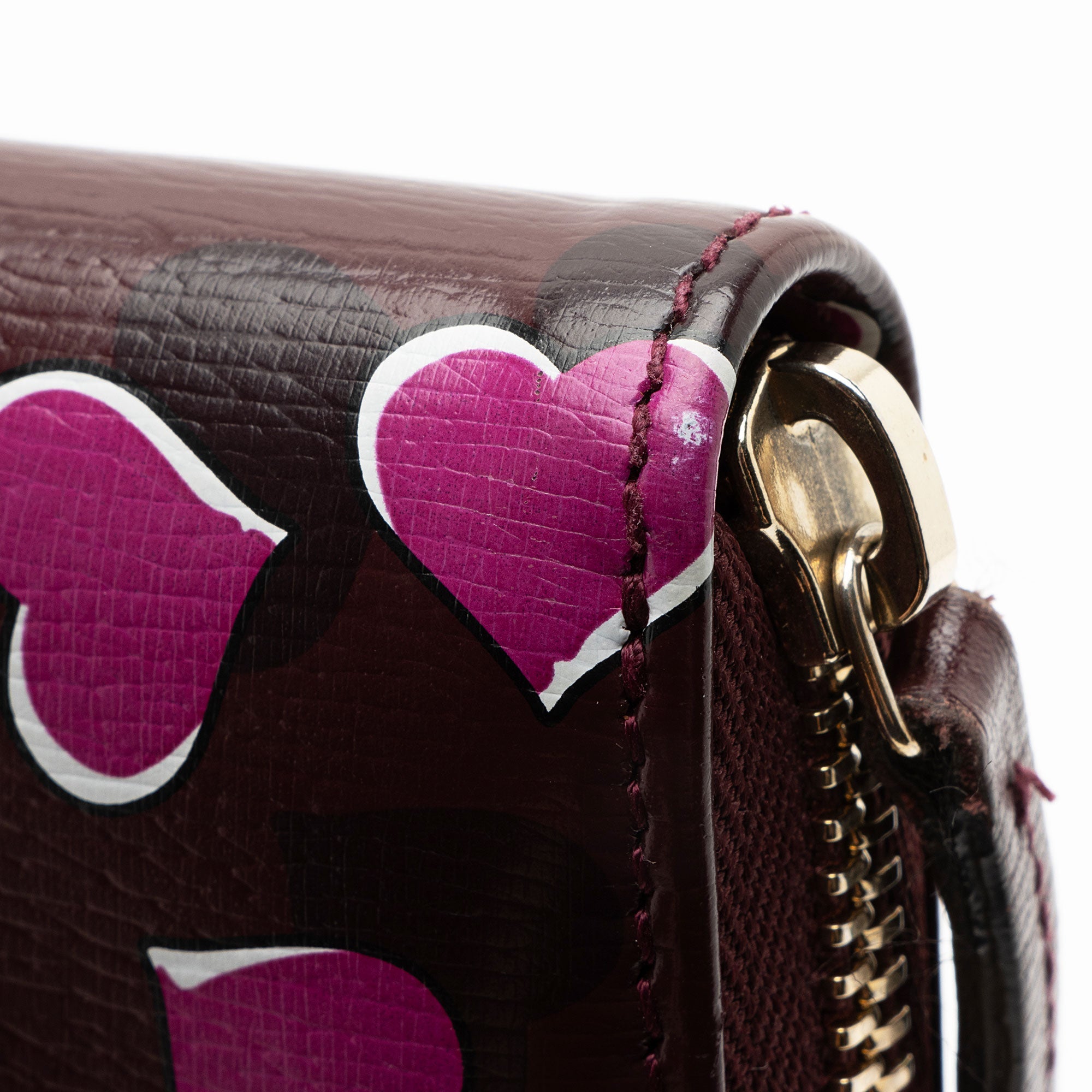 Gucci Calfskin Heartbeat Zip Around Wallet