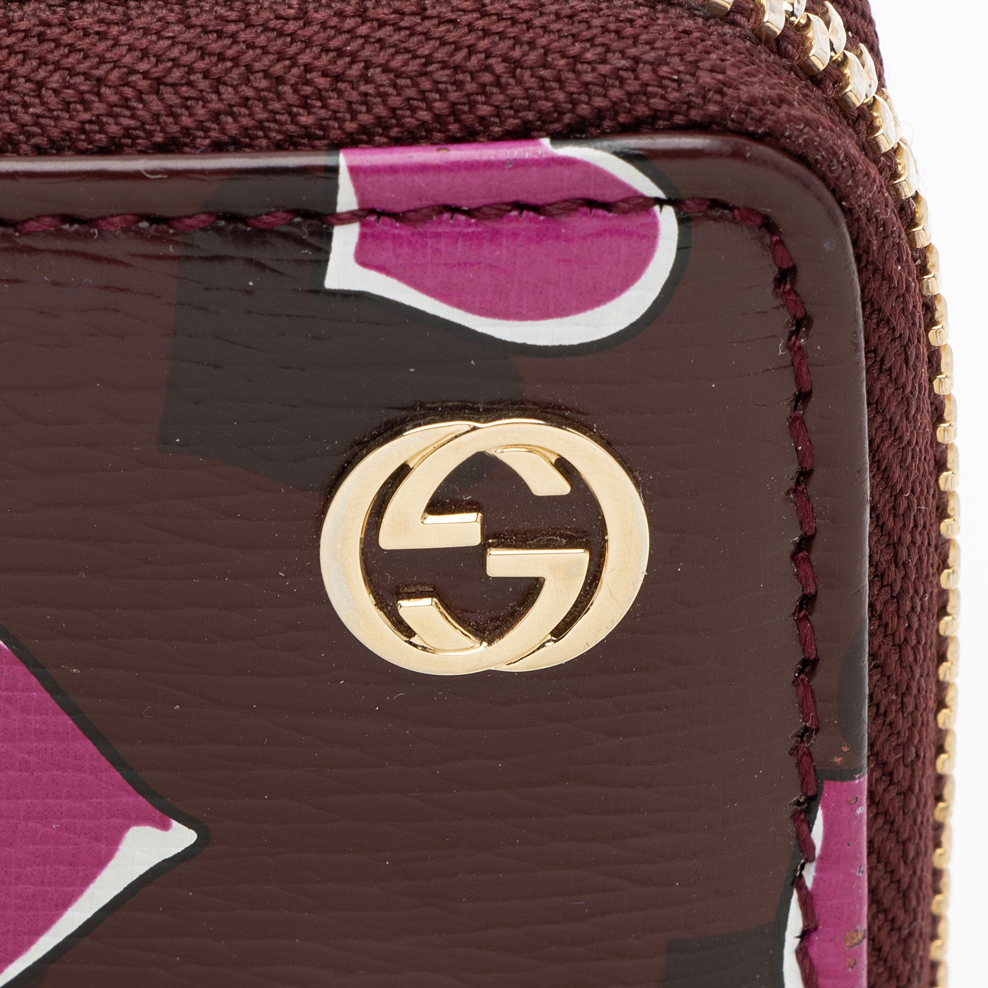 Gucci Calfskin Heartbeat Zip Around Wallet