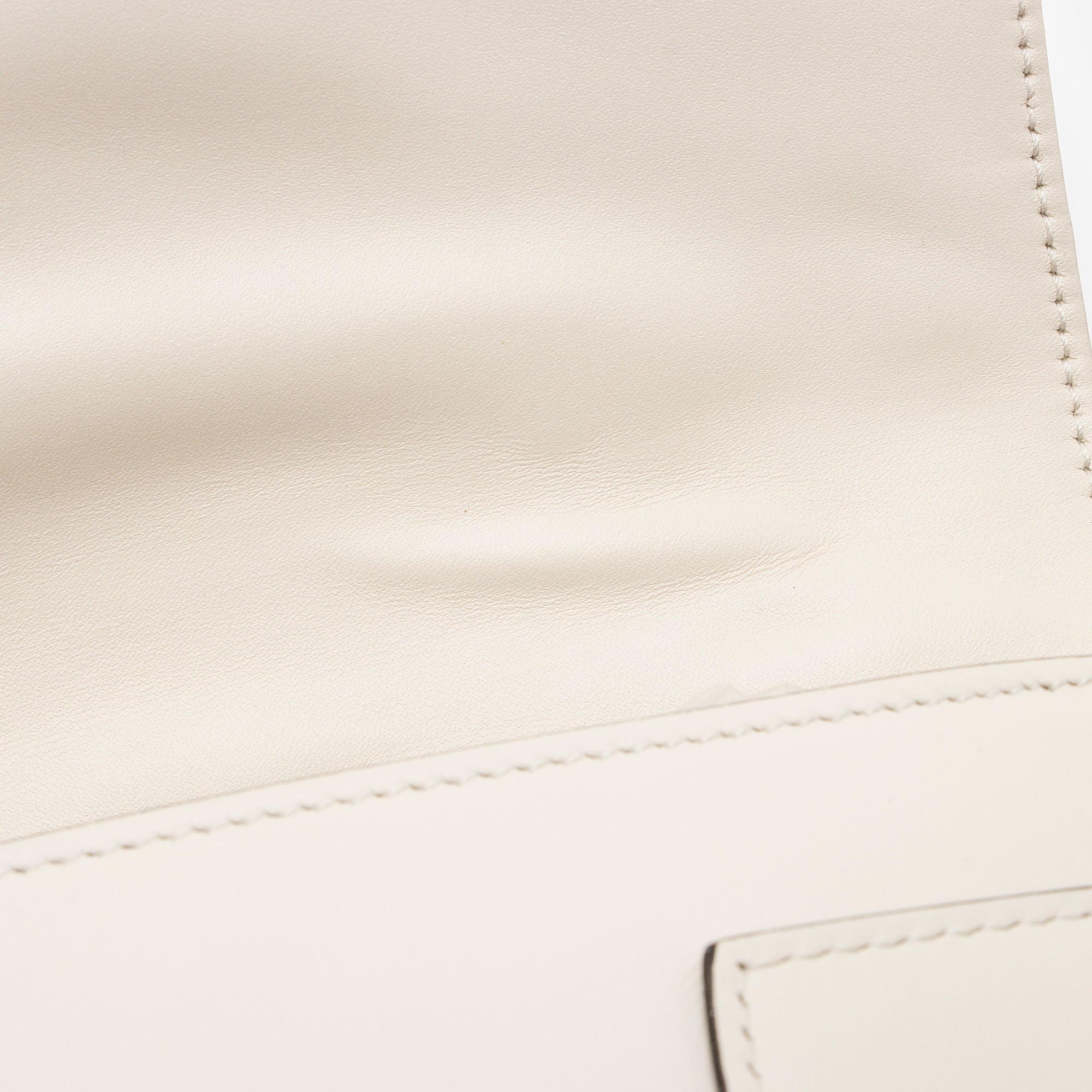 Gucci Calfskin Pearl Bee Broadway Mini Shoulder Bag