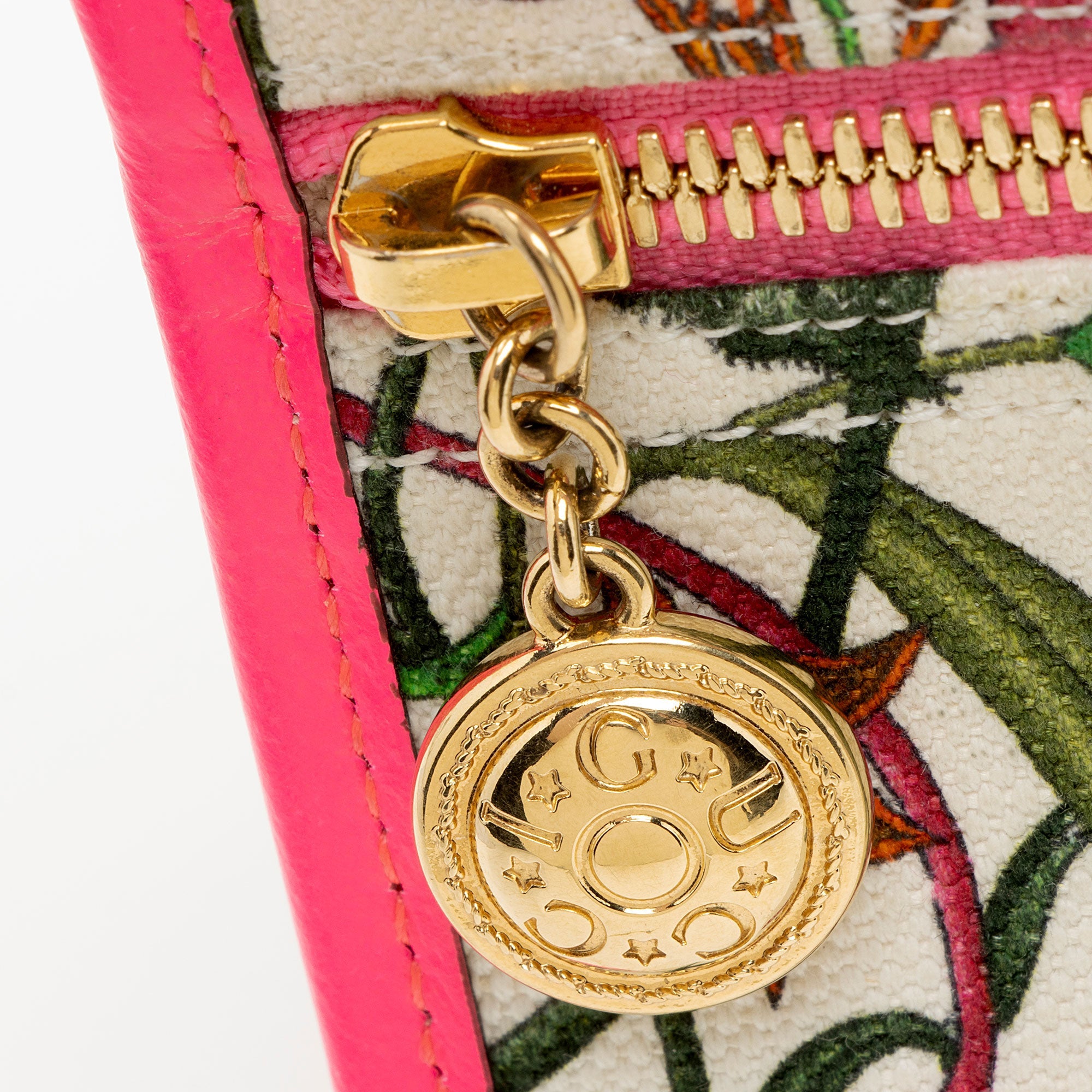 Gucci Canvas Flora Pouch