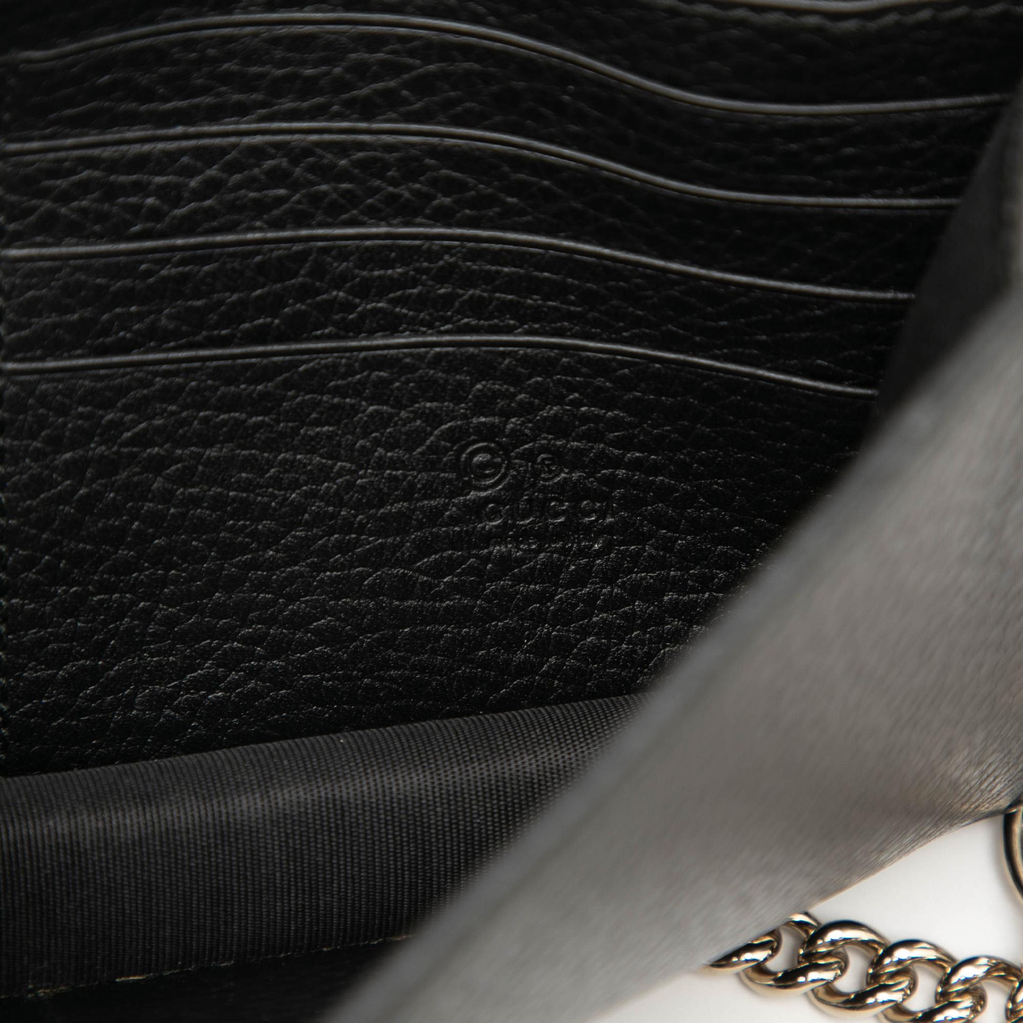 Gucci Dollar Calfskin Interlocking G Wallet on Chain