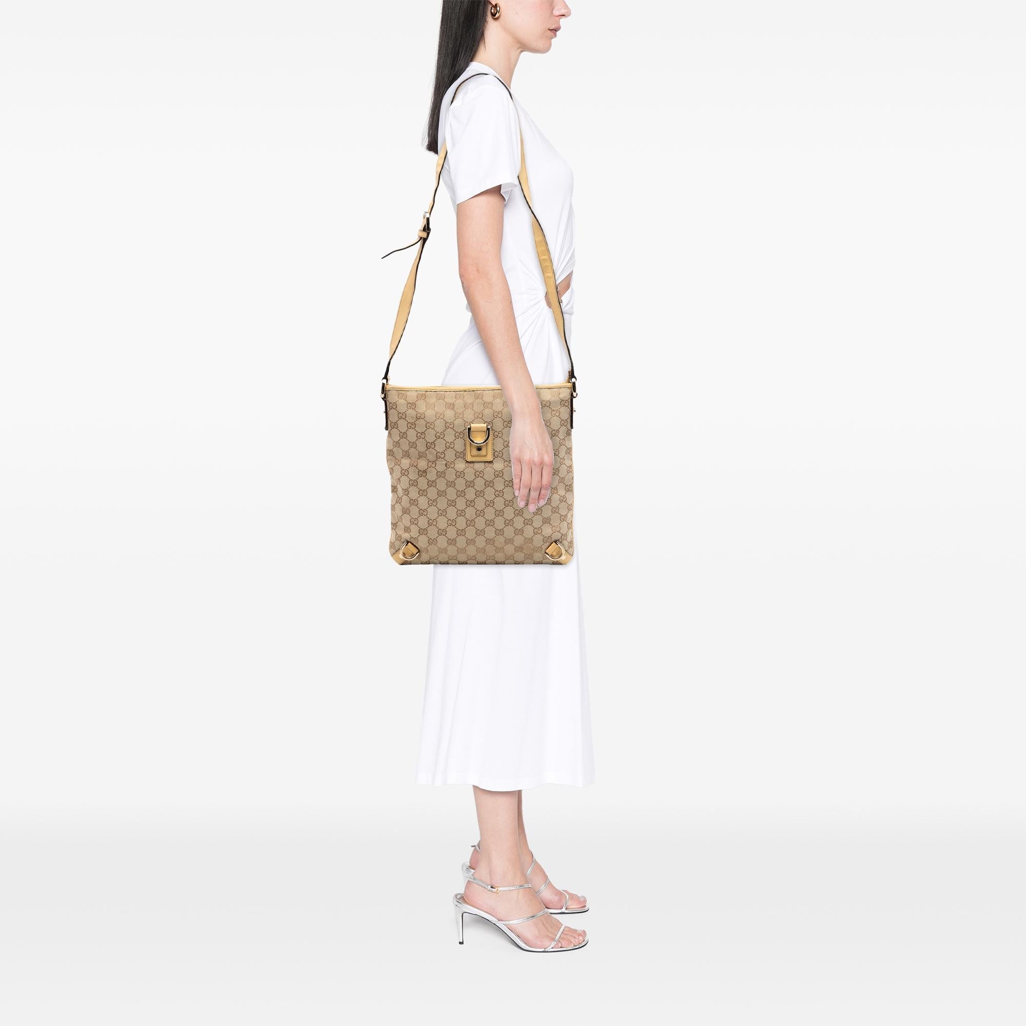 Gucci GG Canvas Abbey D Ring Crossbody