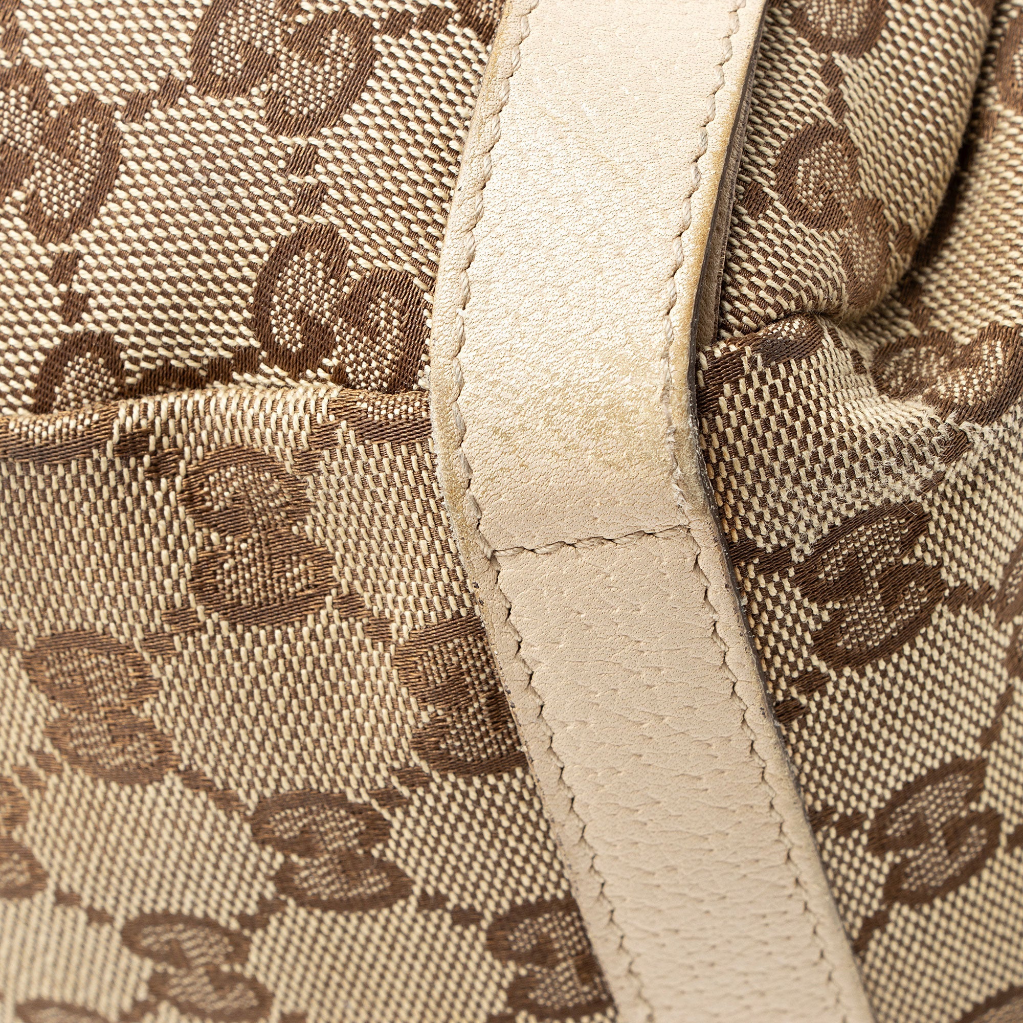 Gucci GG Canvas Abbey Medium Shoulder Bag