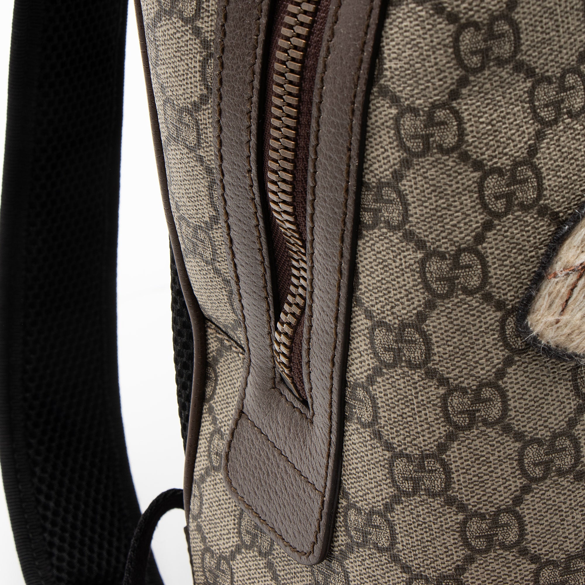 Gucci GG Supreme Animalier Bee Backpack