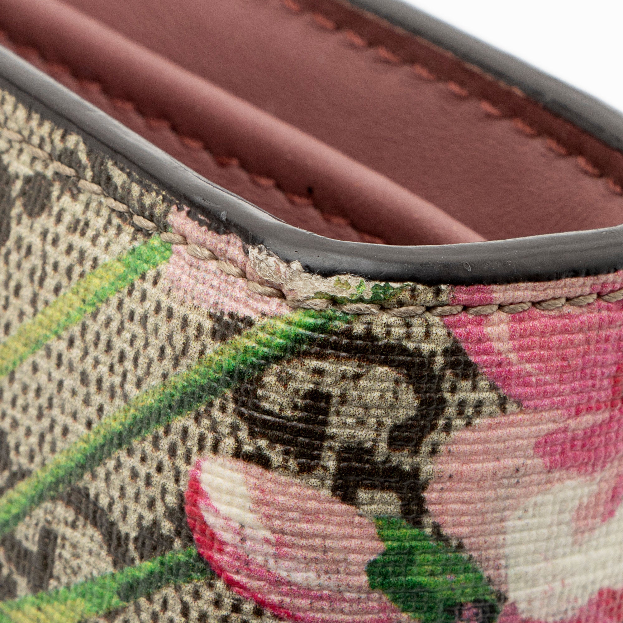 Gucci GG Supreme Blooms Dionysus Chain Wallet