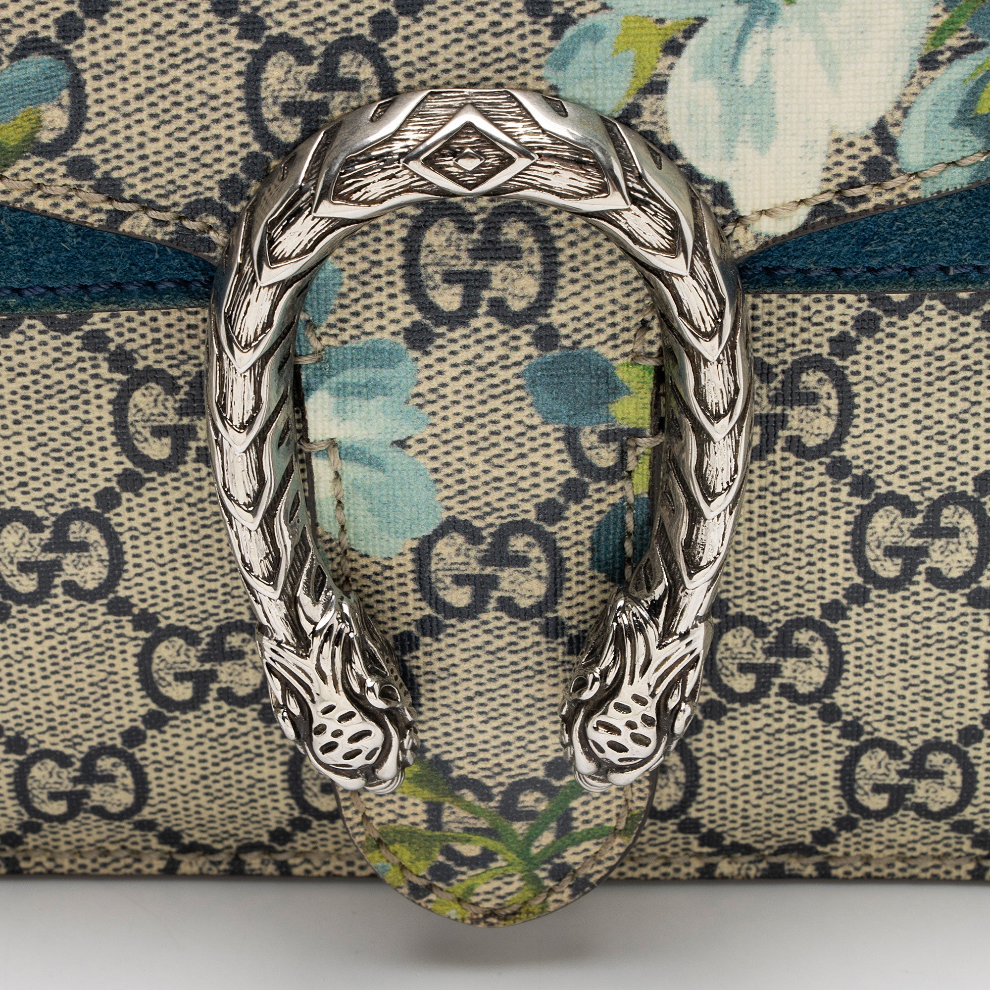 Gucci GG Supreme Blooms Dionysus Small Shoulder Bag