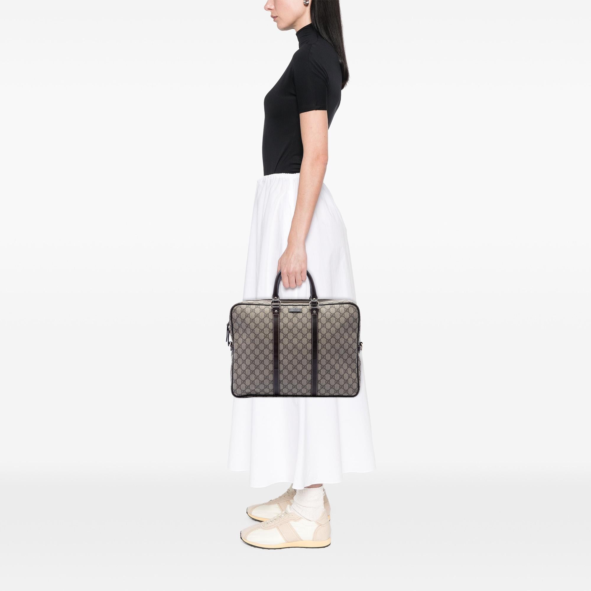 Gucci GG Supreme Business Bag