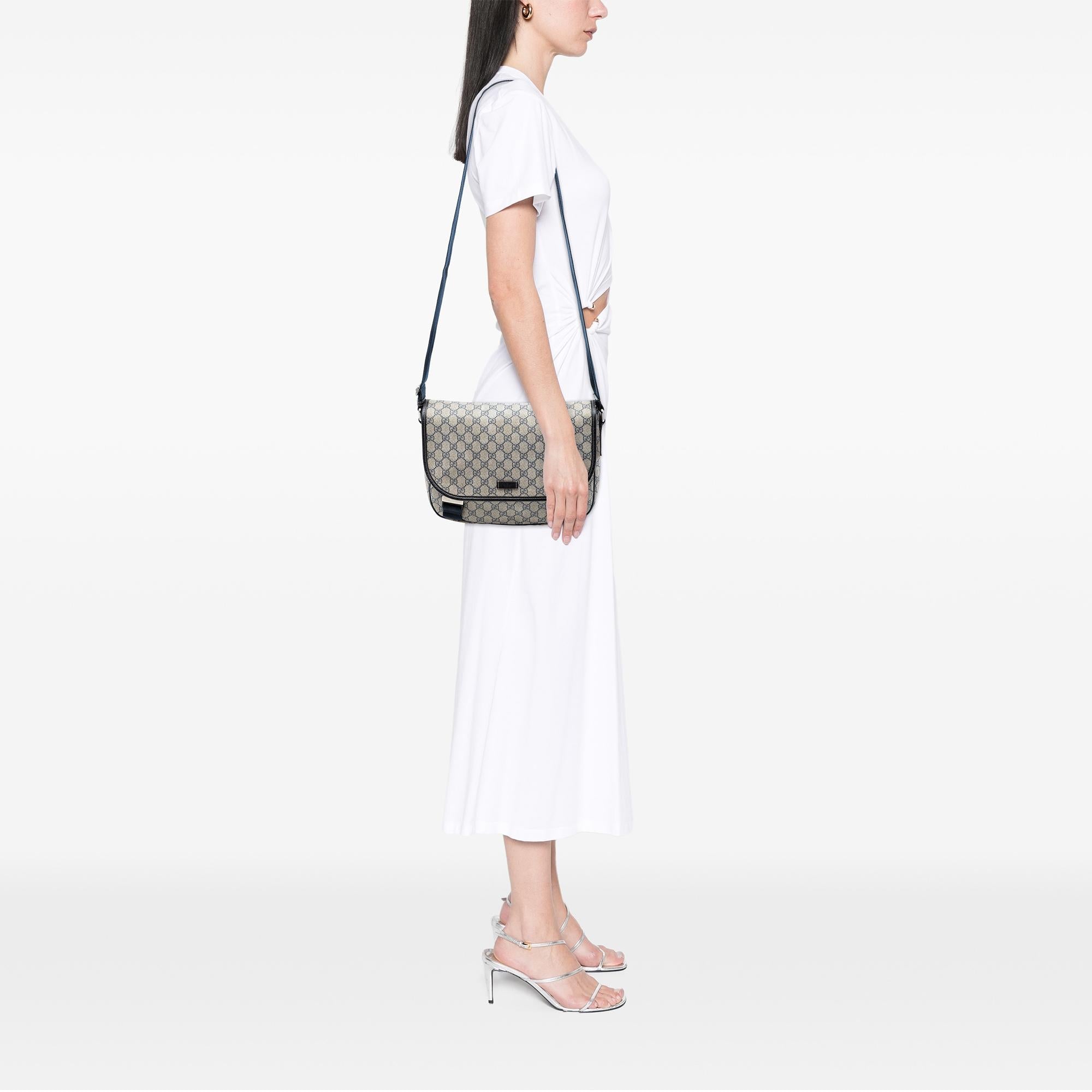 Gucci GG Supreme Crossbody
