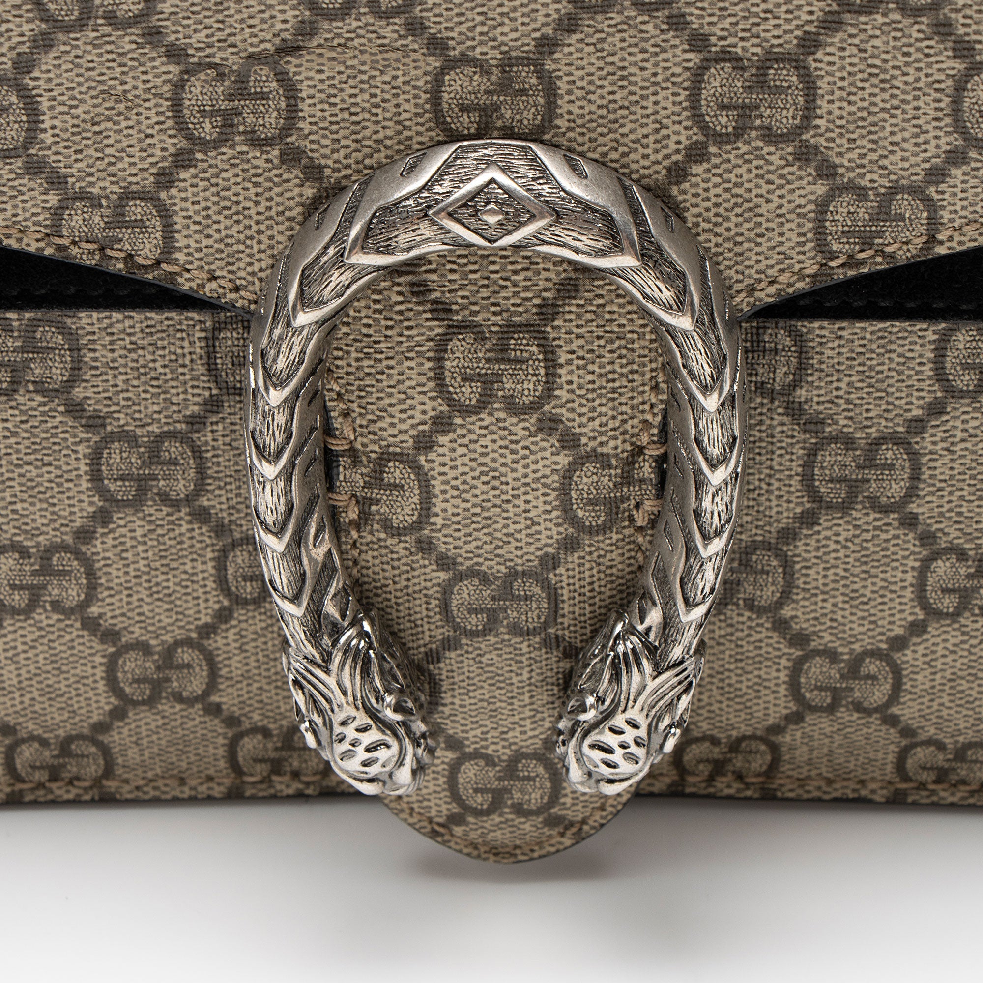 Gucci GG Supreme Dionysus Medium Shoulder Bag