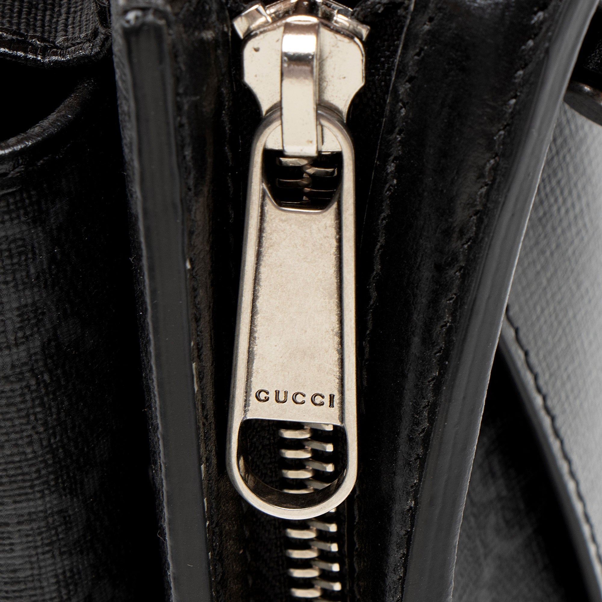 Gucci GG Supreme Flap Pocket Belt Bag