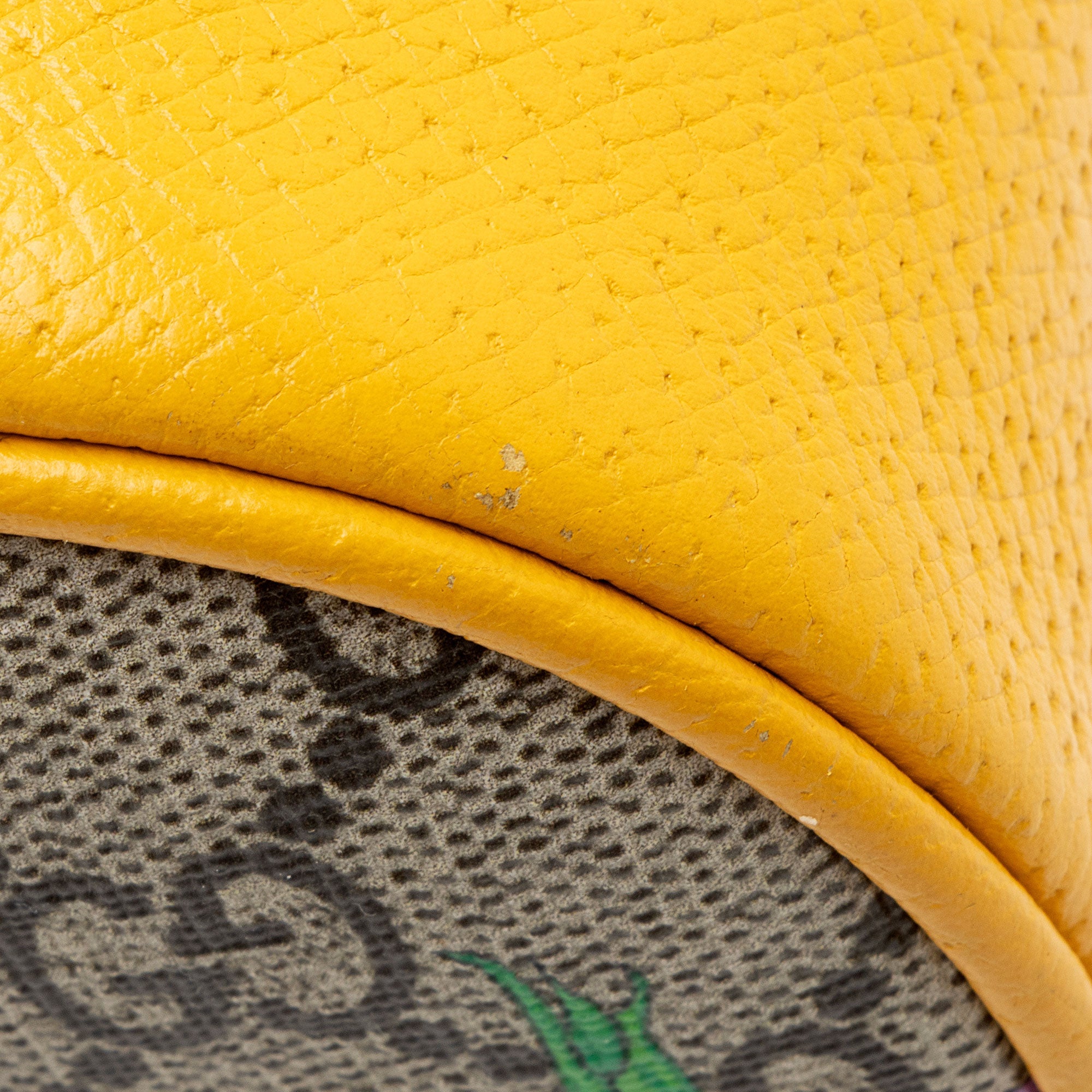 Gucci GG Supreme Flora Ophidia Small Bucket Bag