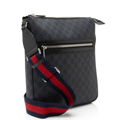 Gucci GG Supreme Flat Medium Messenger