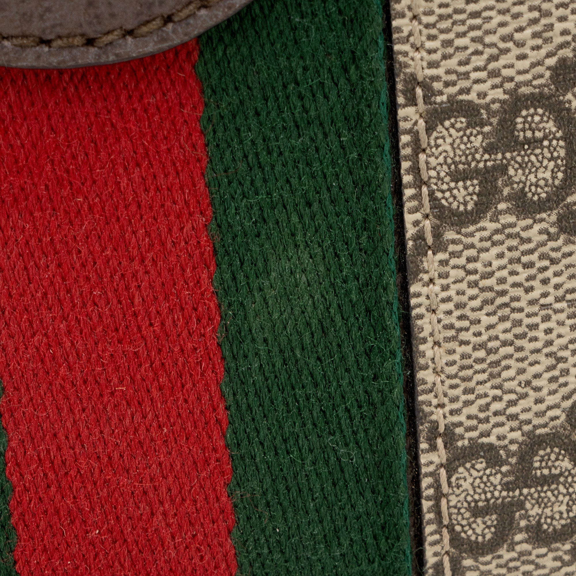 Gucci GG Supreme Ophidia Medium Chain Shoulder Bag