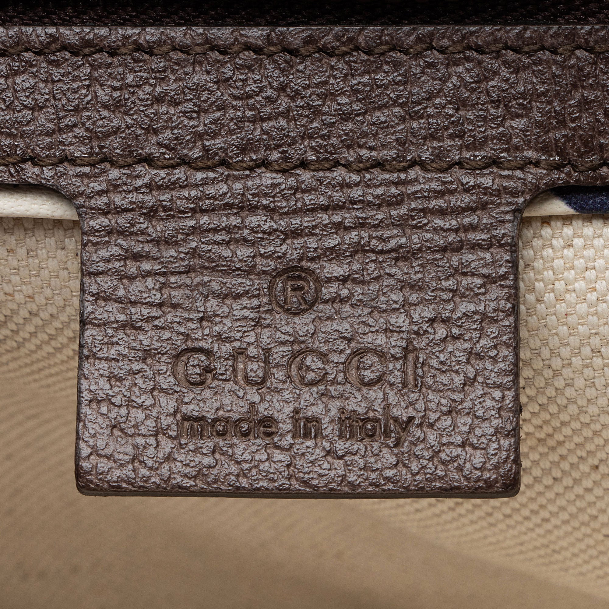 Gucci GG Supreme Soft Vertical Courrier Tote