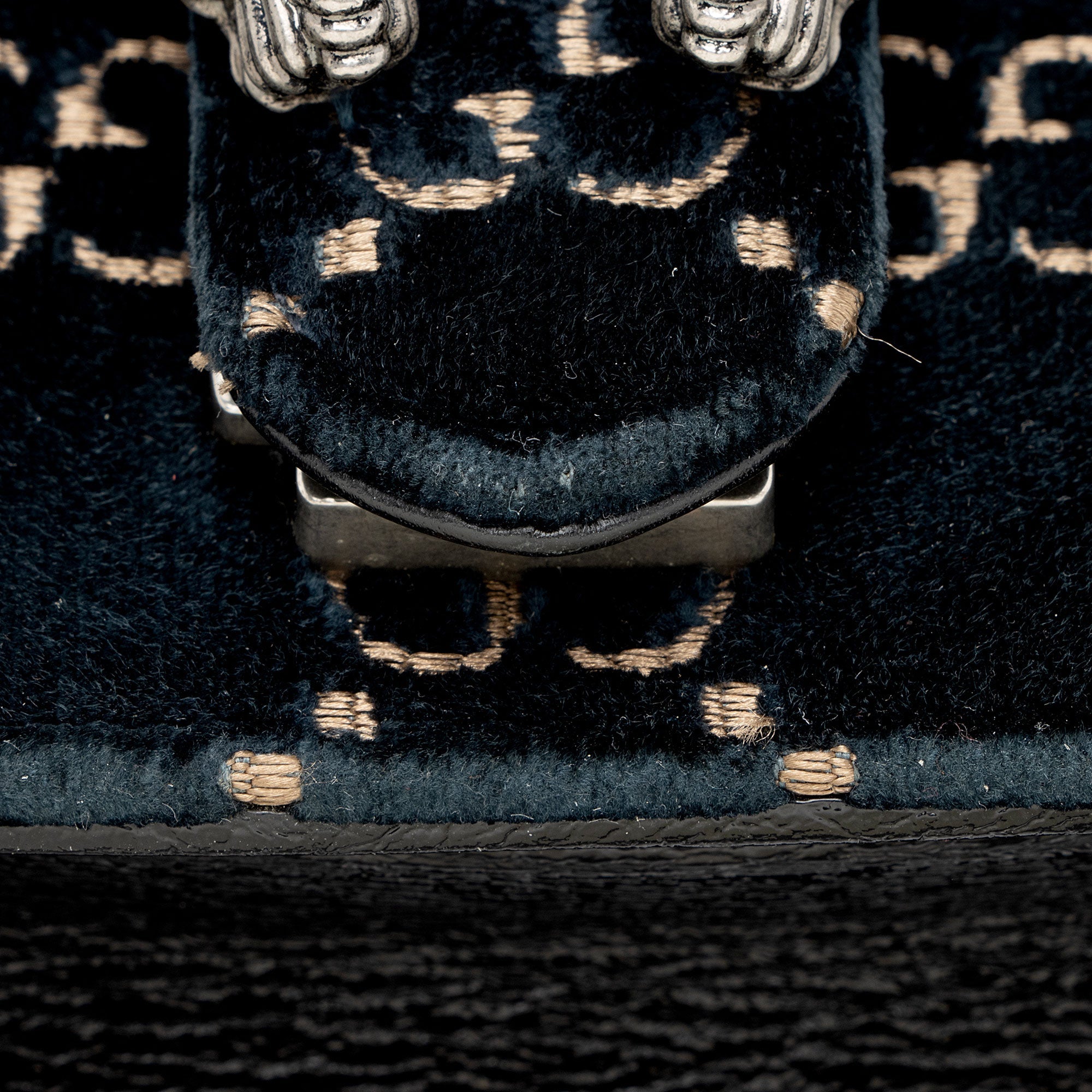 Gucci GG Velvet Crystal Dionysus Medium E/W Shoulder Bag