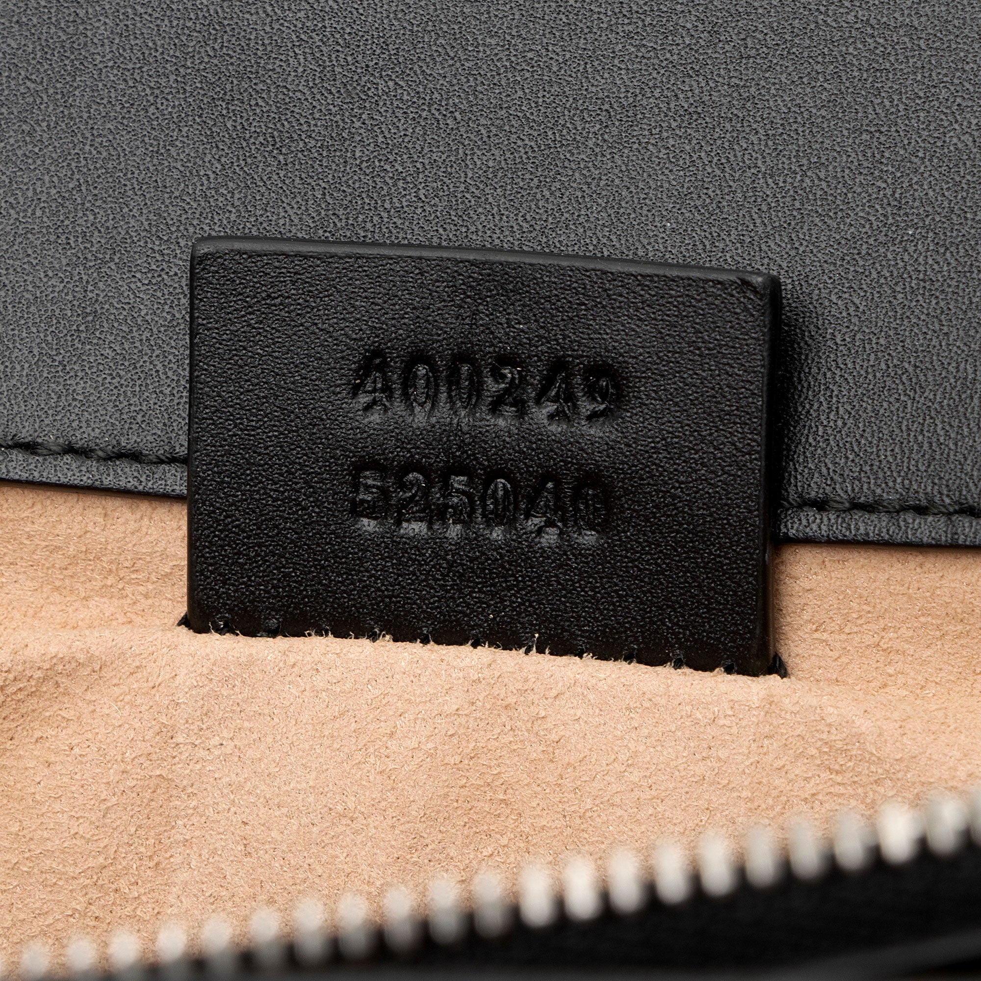 Gucci GG Velvet Dionysus Medium Shoulder Bag