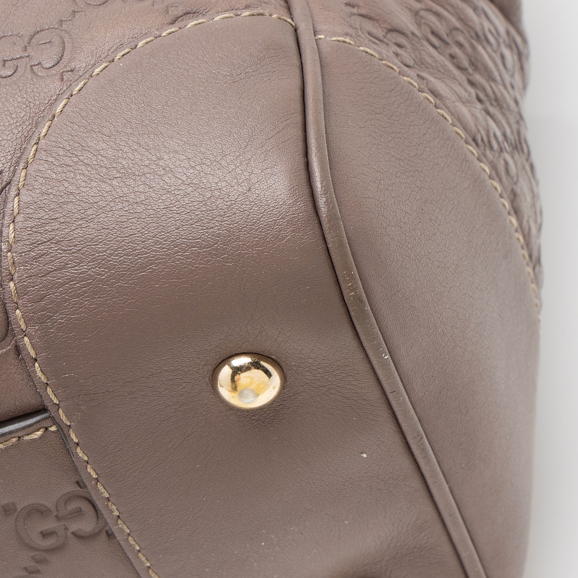 Gucci Guccissima Leather Mayfair Medium Tote