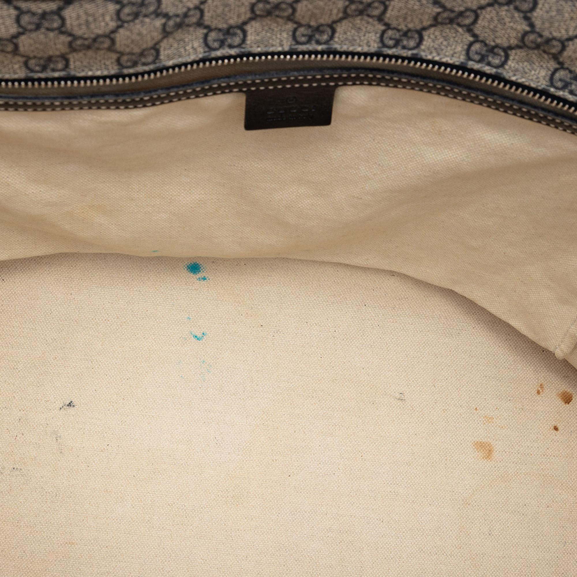 Gucci Large GG Supreme Zippered Tote