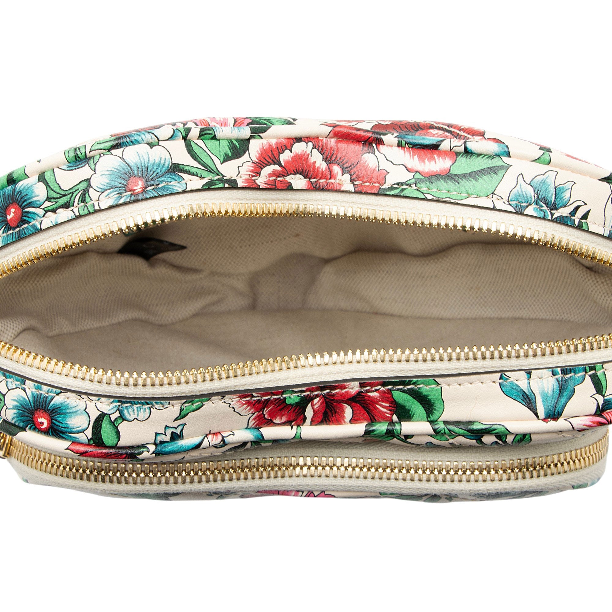 Gucci Matelasse Leather Brit Roses Interlocking G Heart Mini Shoulder Bag