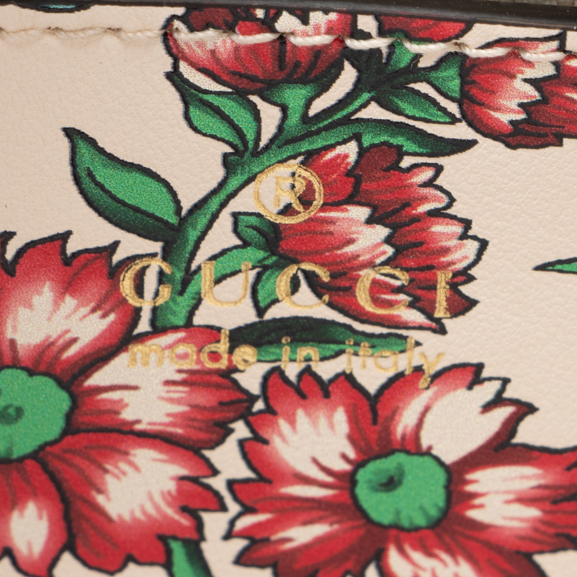 Gucci Matelasse Leather Brit Roses Interlocking G Heart Mini Shoulder Bag