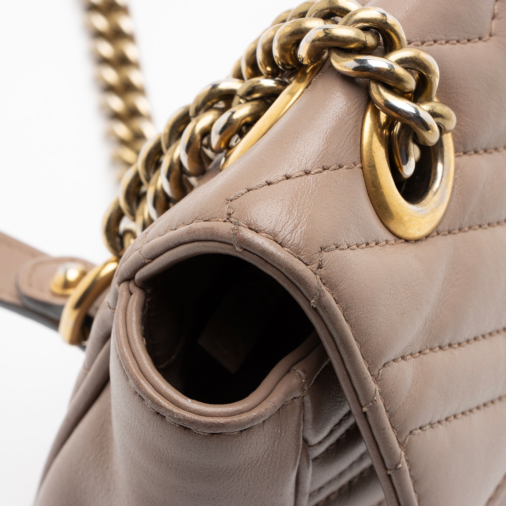 Gucci Matelasse Leather GG Marmont Medium Flap Bag