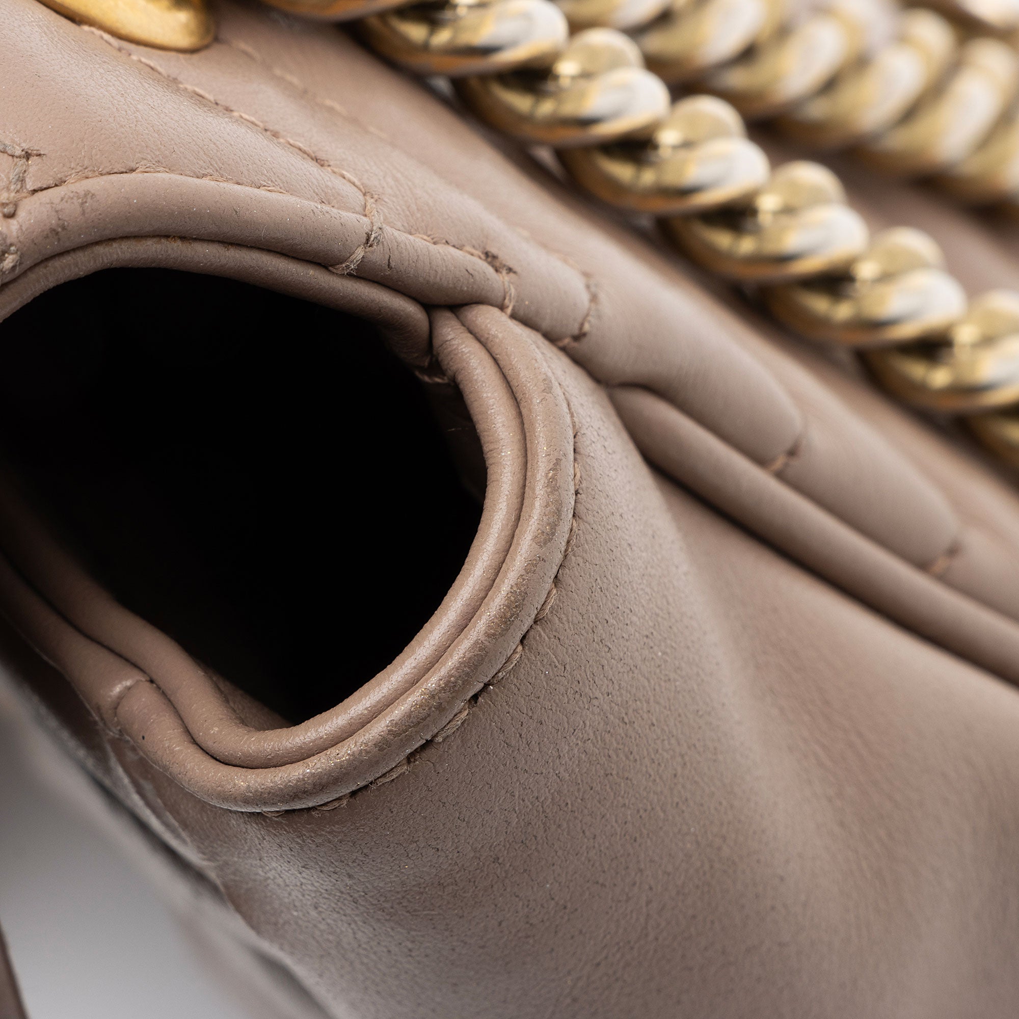 Gucci Matelasse Leather GG Marmont Medium Flap Bag