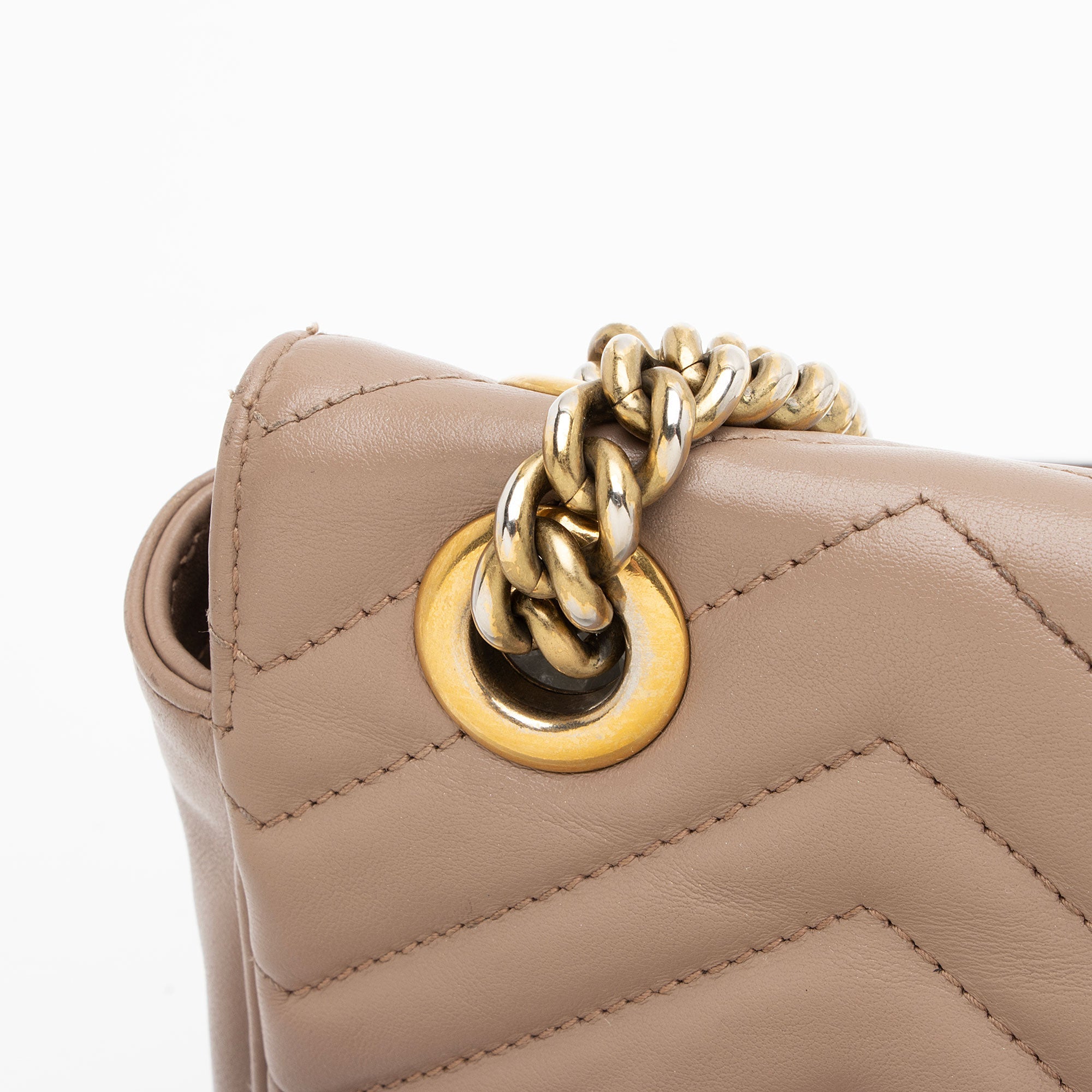Gucci Matelasse Leather GG Marmont Medium Flap Bag