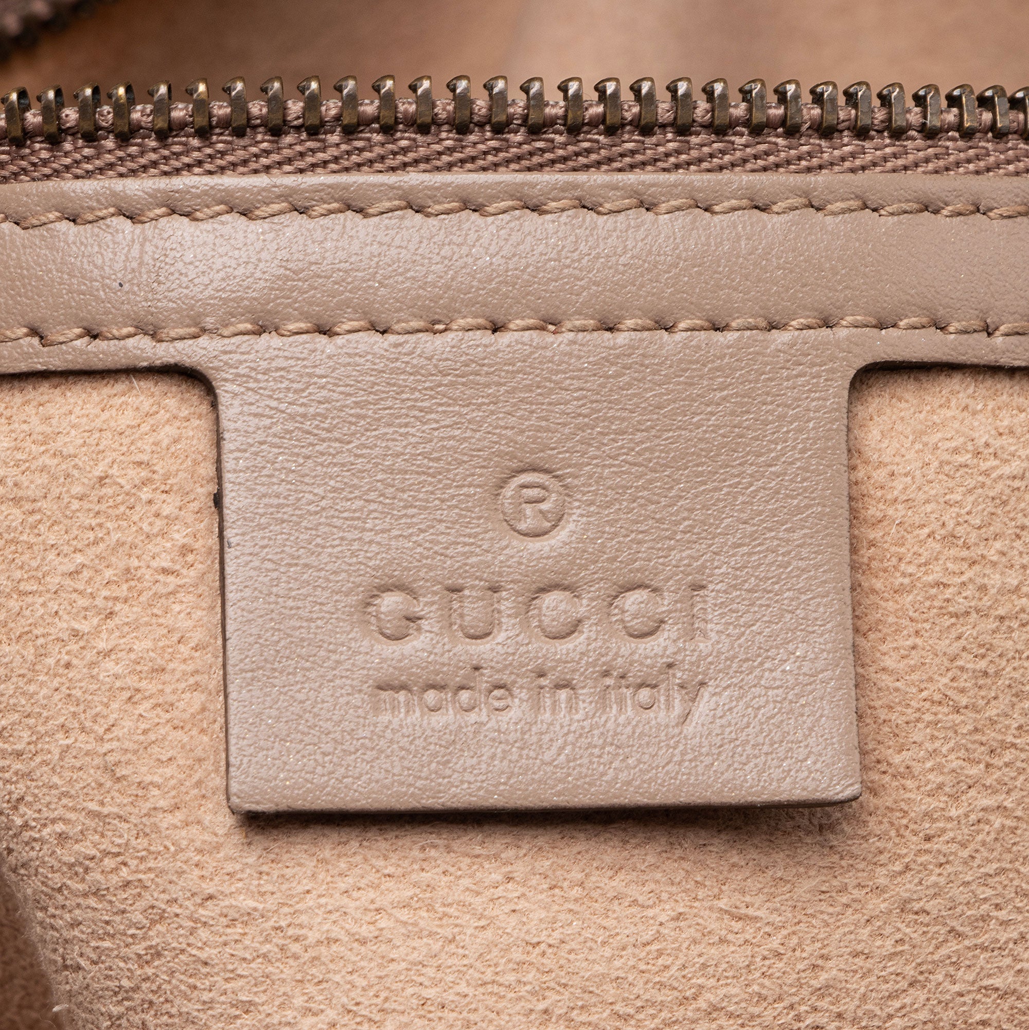 Gucci Matelasse Leather GG Marmont Medium Flap Bag