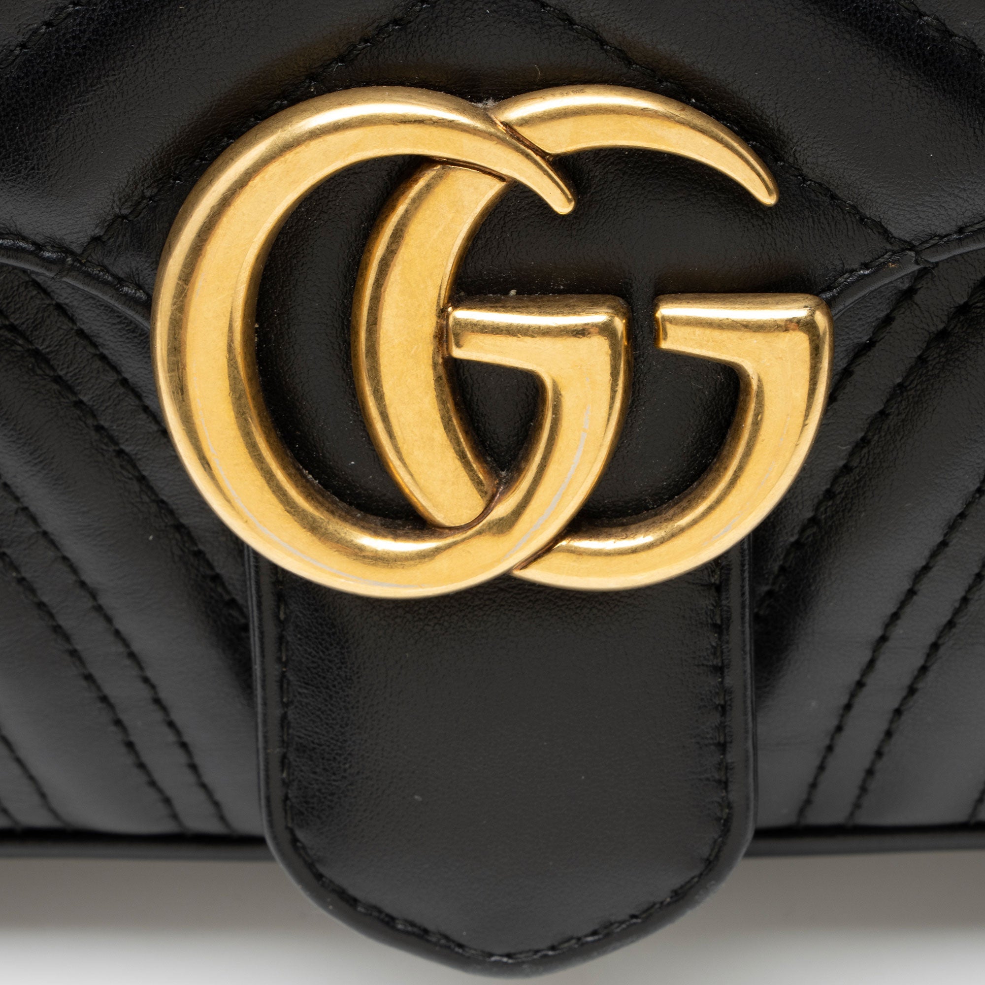 Gucci Matelasse Leather GG Marmont Medium Flap Bag