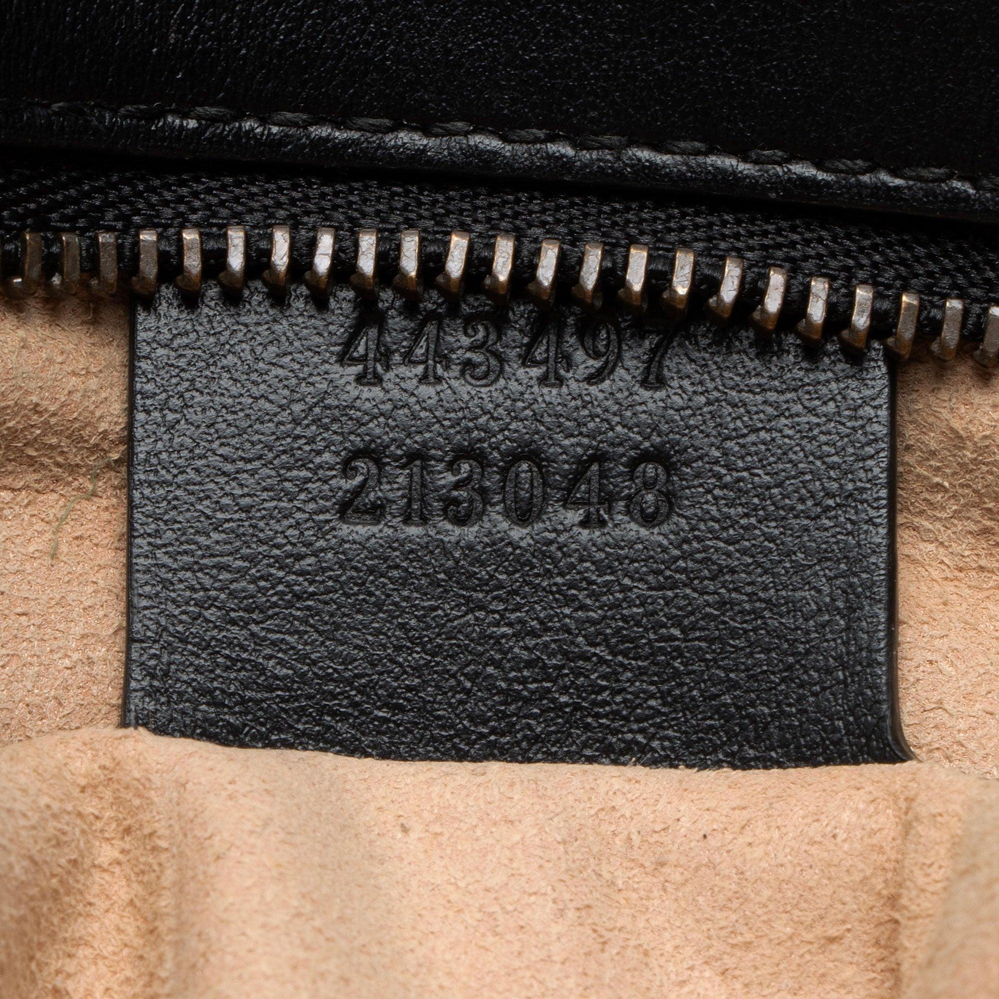 Gucci Matelasse Leather GG Marmont Medium Flap Bag