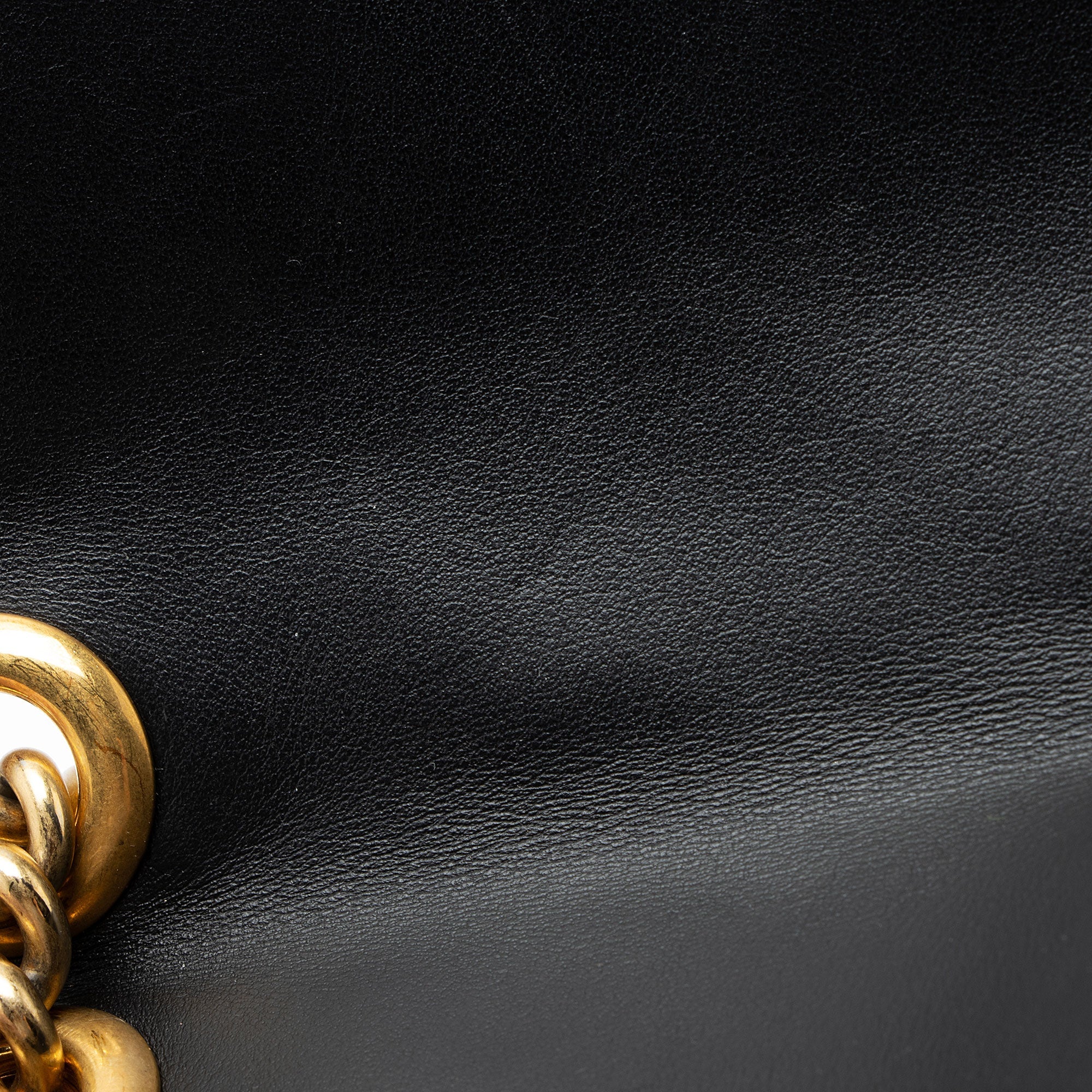 Gucci Matelasse Leather GG Marmont Medium Flap Bag