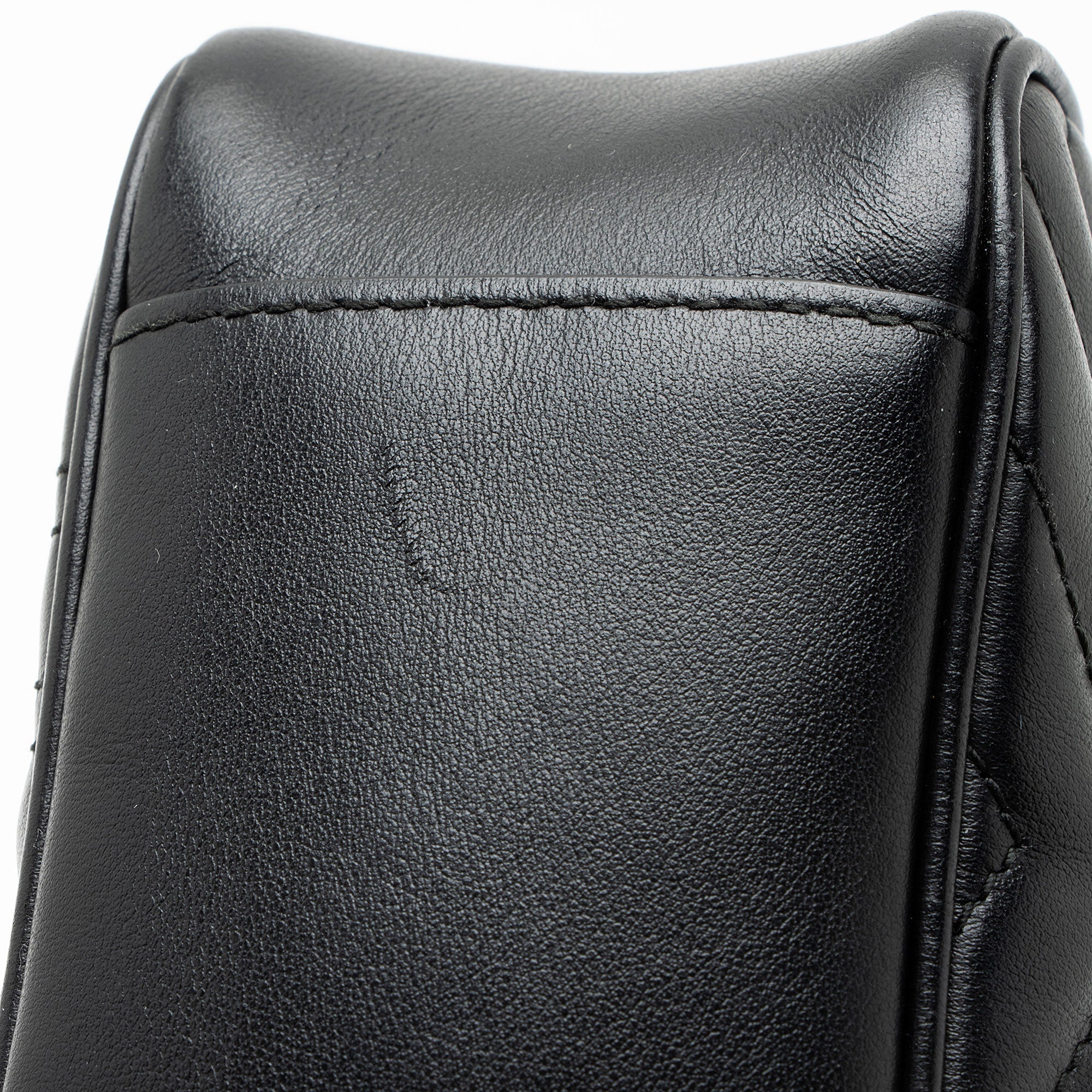 Gucci Matelasse Leather GG Marmont Medium Flap Bag