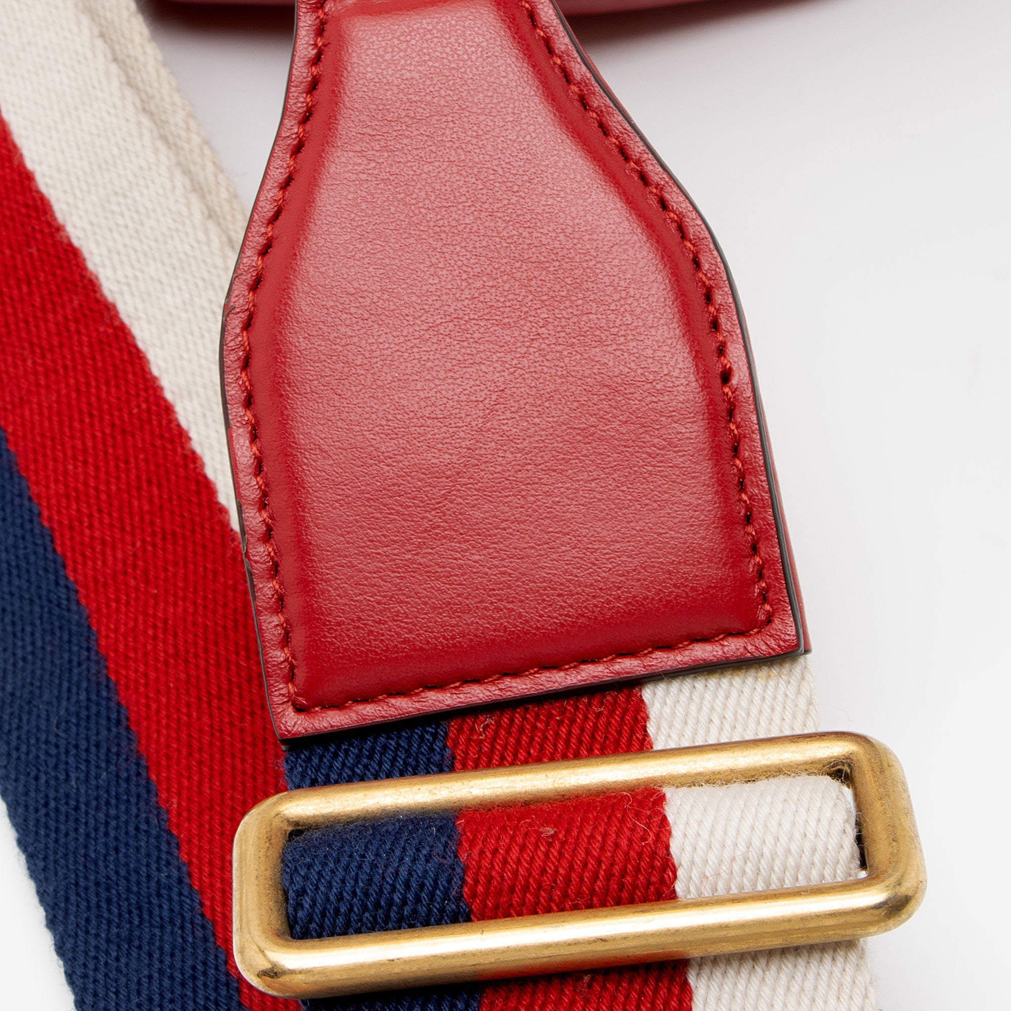 Gucci Matelasse Leather GG Marmont Zip Around Top Handle