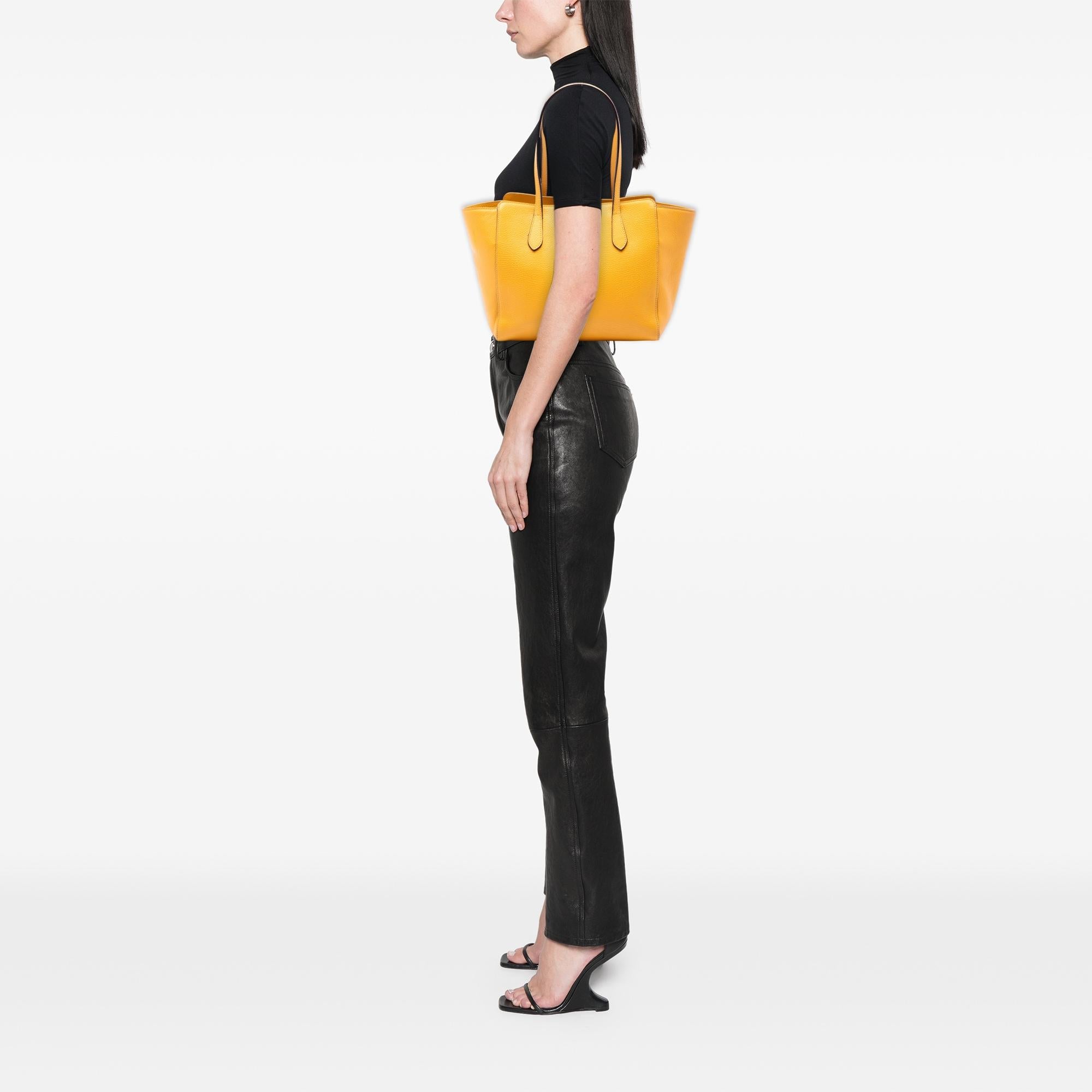 Gucci Medium Dollar Calfskin Swing Tote