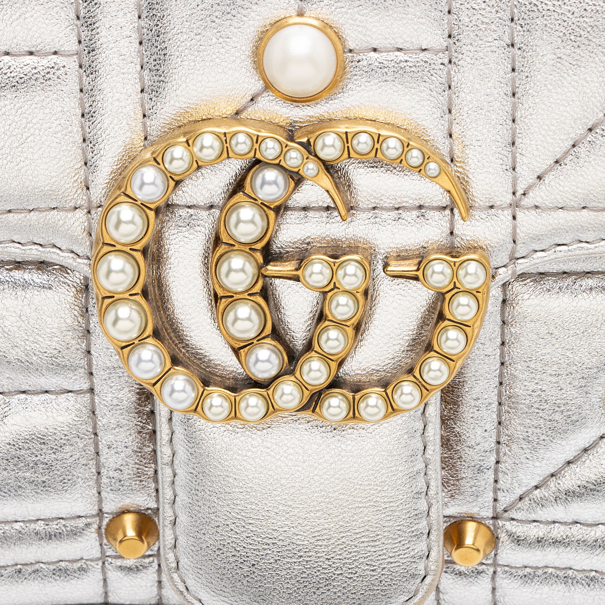 Gucci Metallic Matelasse Leather Pearl GG Marmont Small Flap Bag