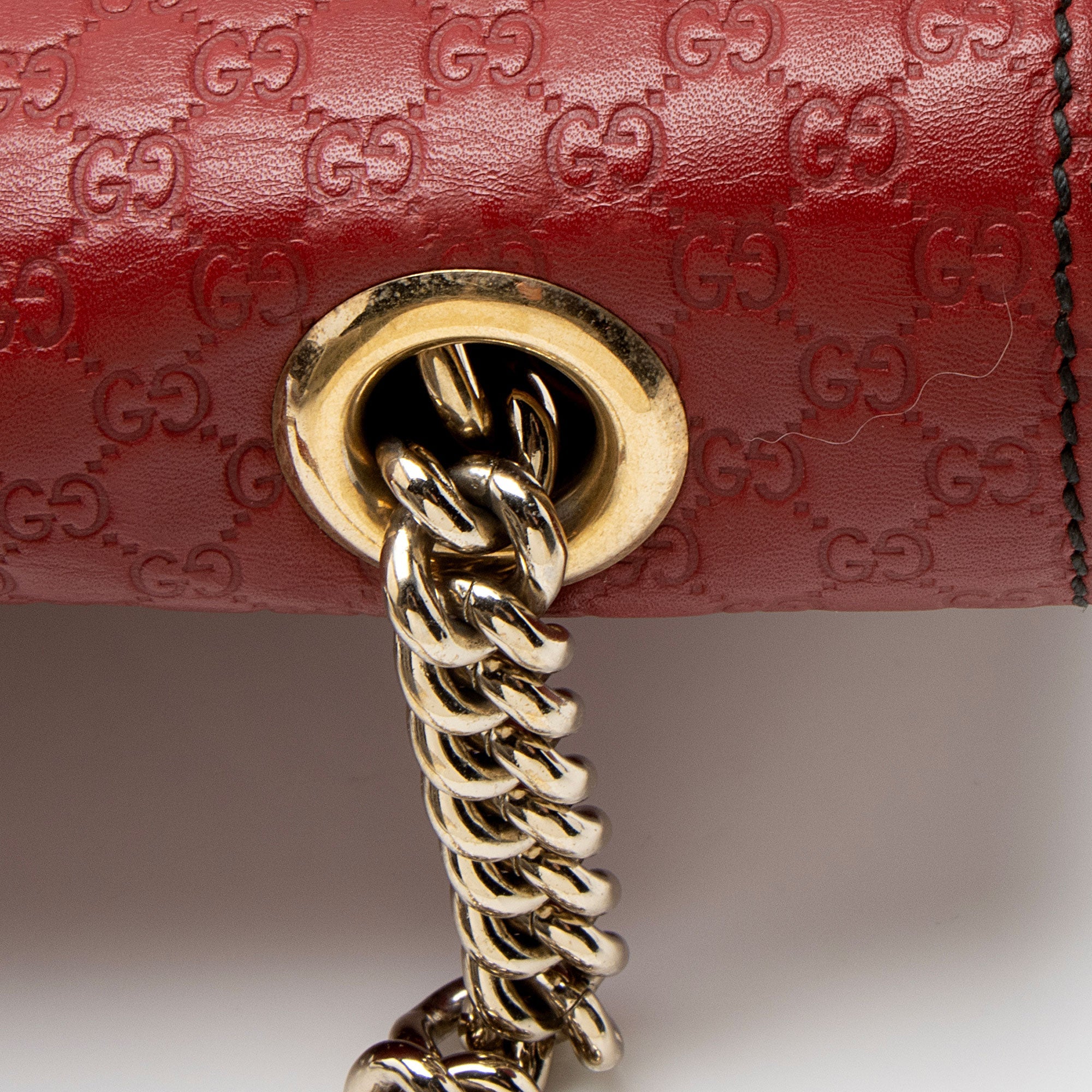 Gucci Microguccissima Leather Emily Medium Shoulder Bag