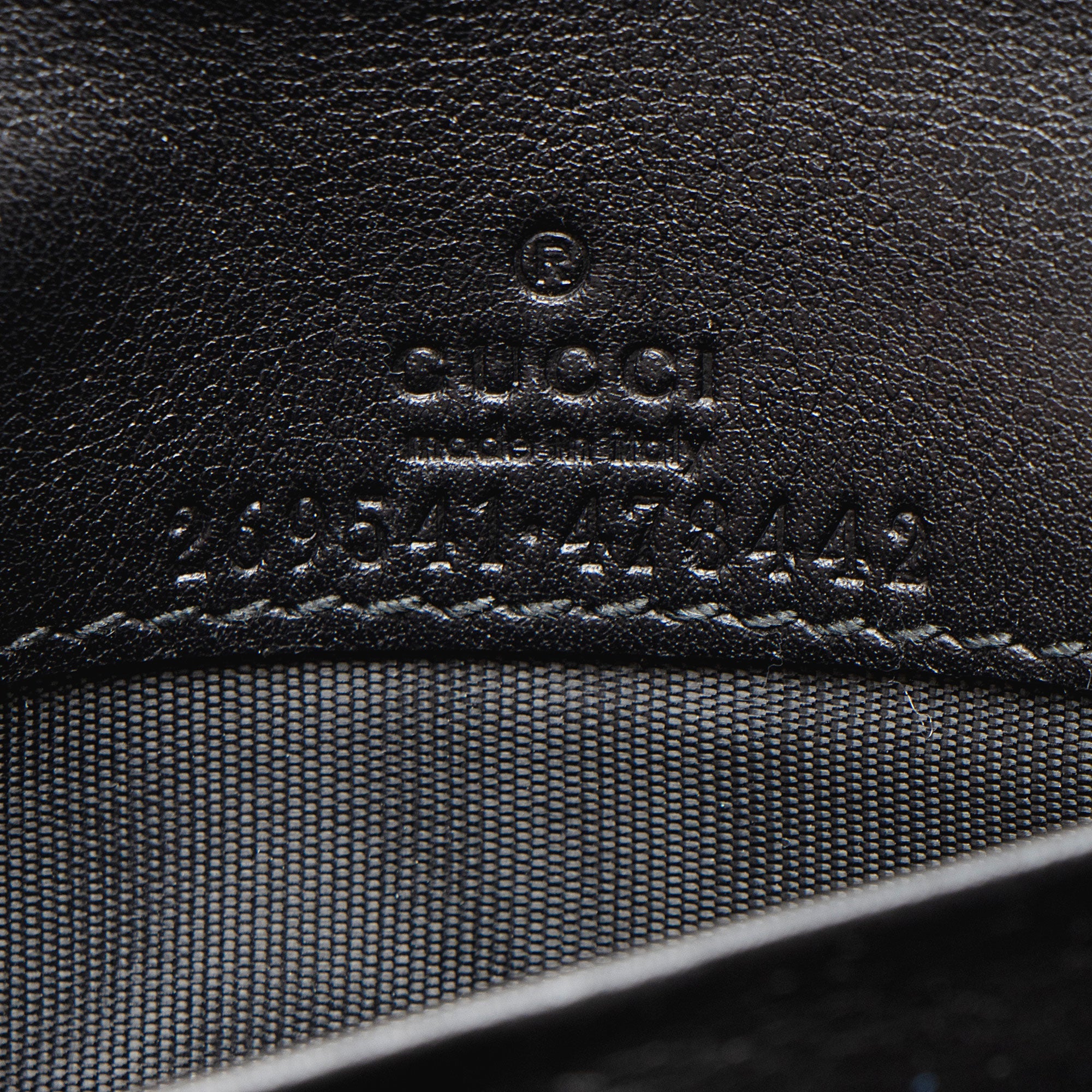 Gucci Microguccissima Leather Wallet on Chain Bag