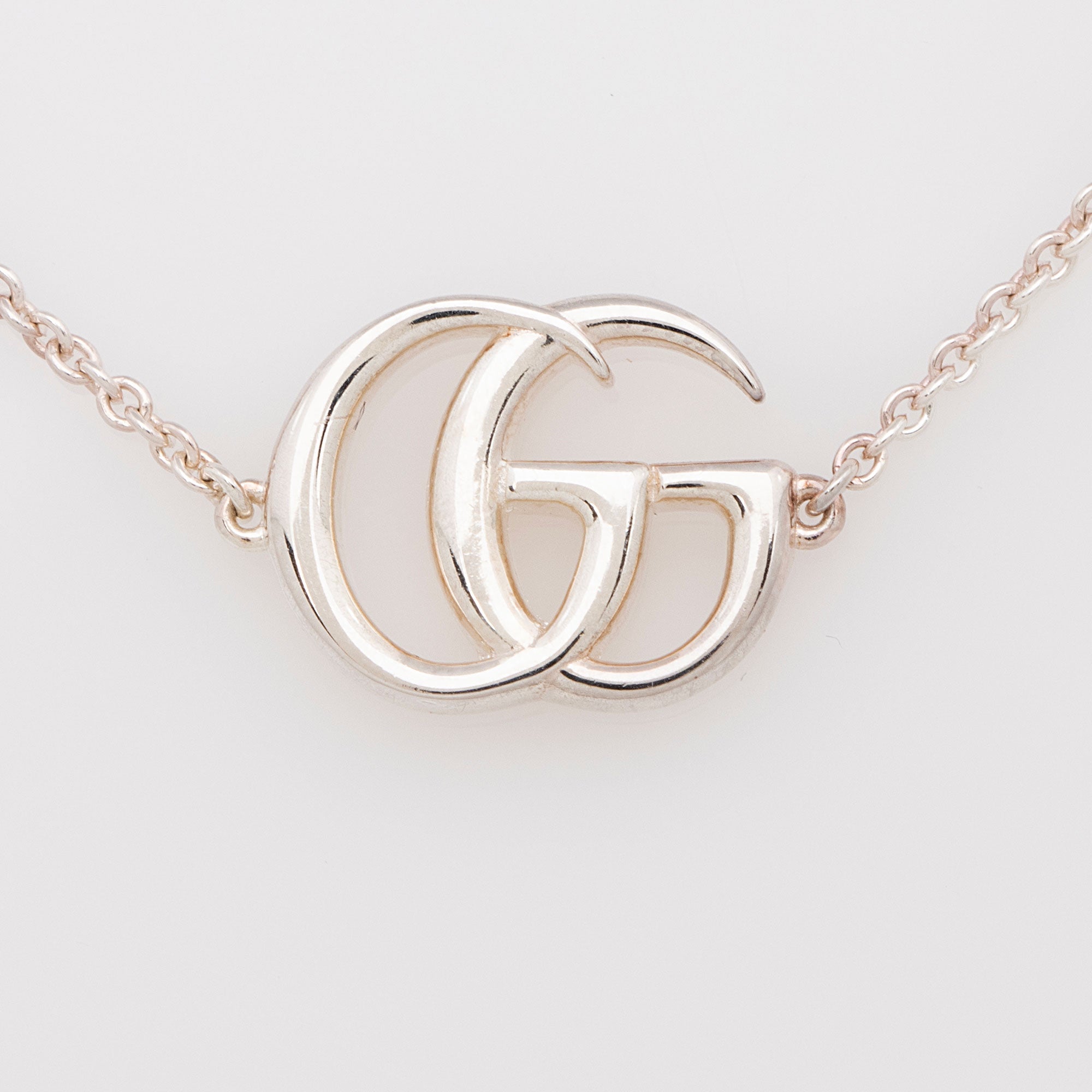 Gucci Mother of Pearl Sterling Silver GG Marmont Bracelet