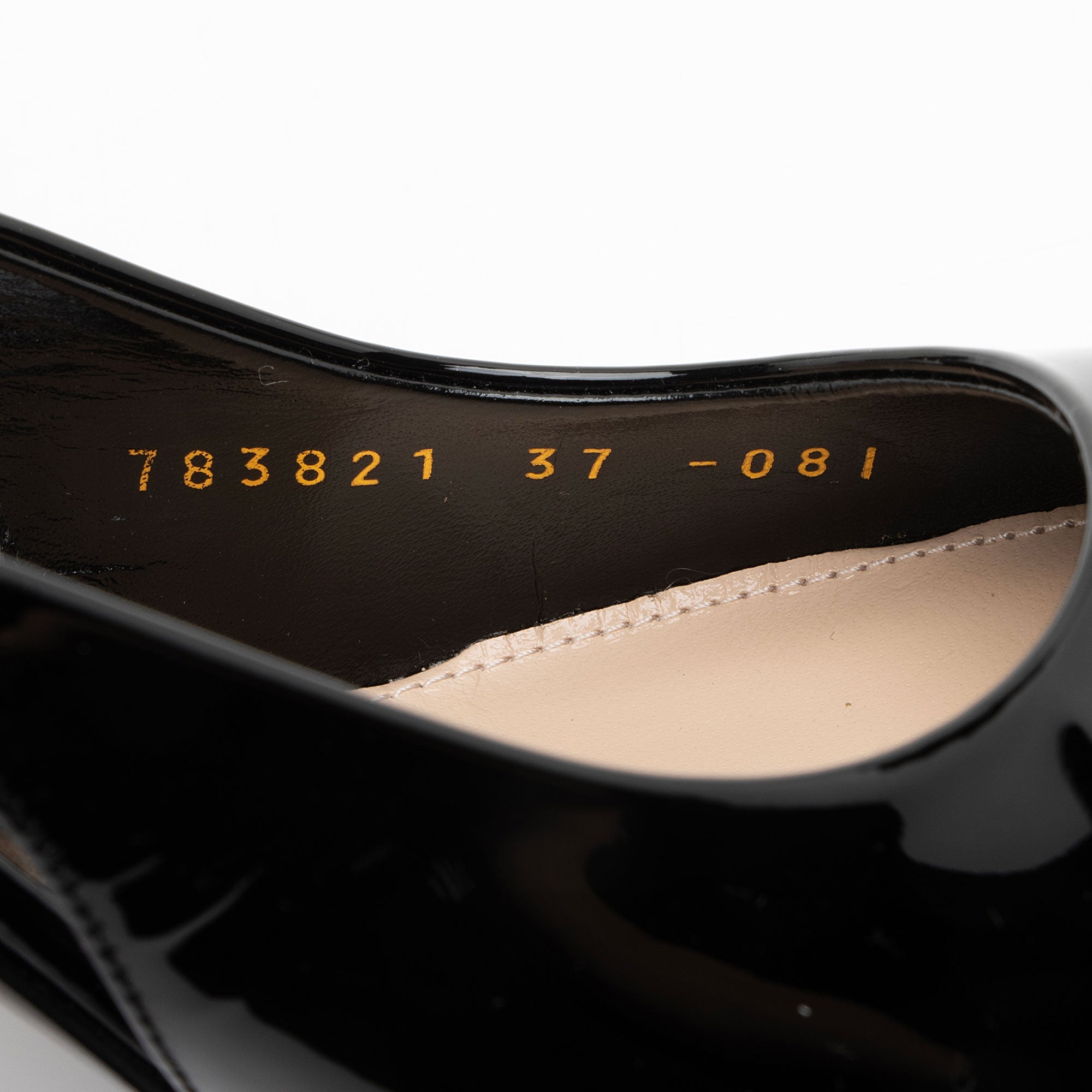 Gucci Patent Leather Chain Logo Signoria Slingback Pumps - Size 7 / 37