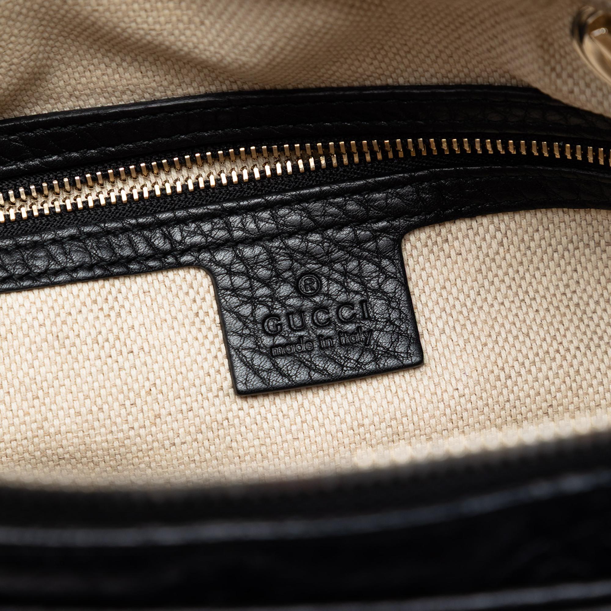 Gucci Pebbled Leather Soho Chain Zip Shoulder Bag