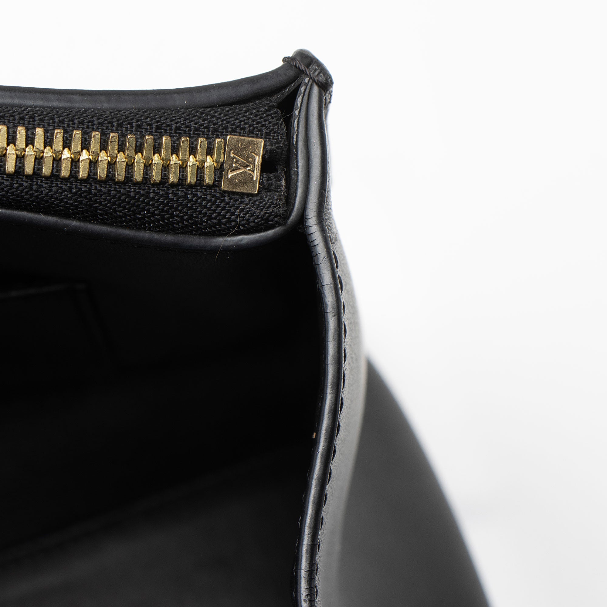 Louis Vuitton Calfskin City Steamer MM Tote